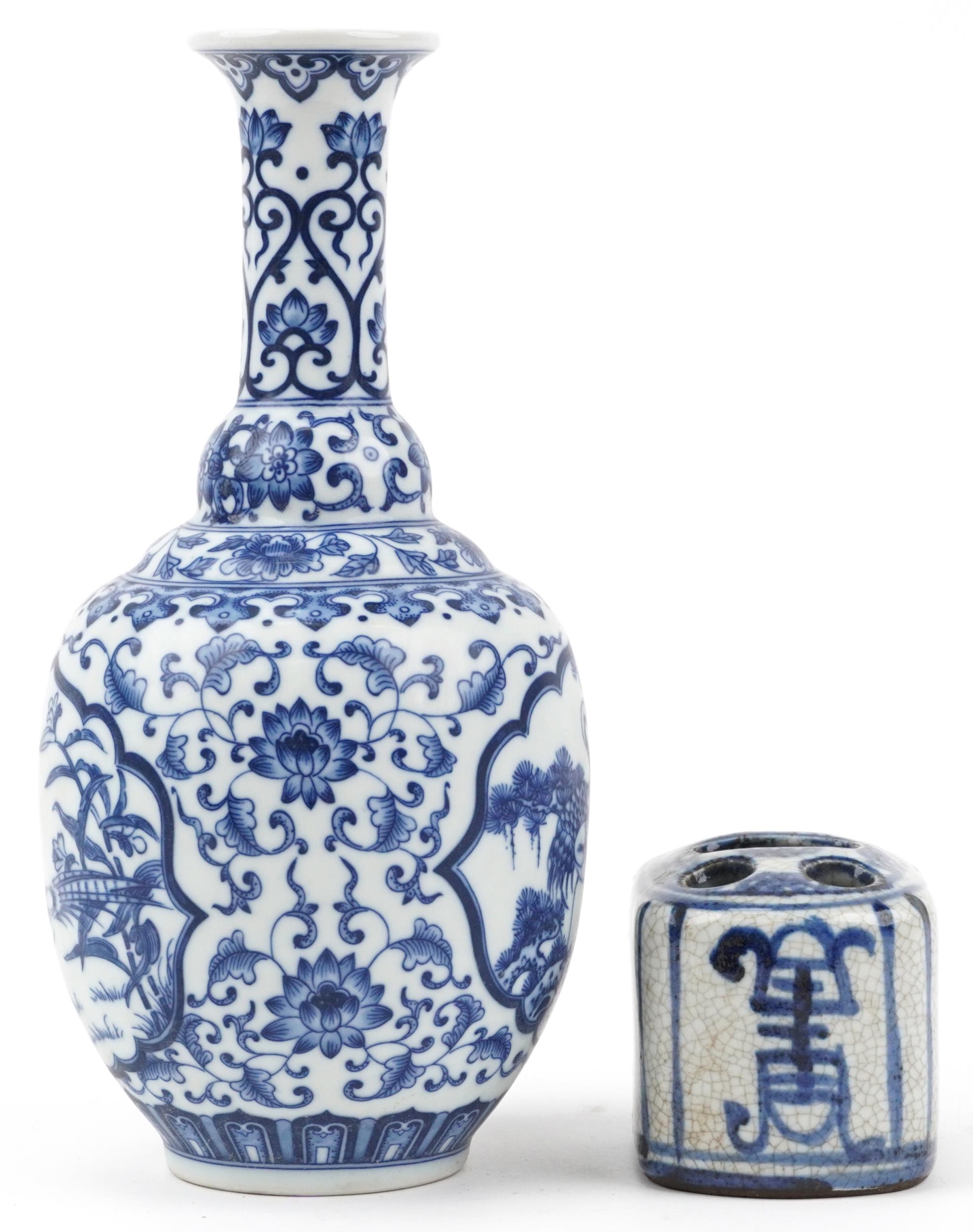 Chinese blue and white porcelain vase decorated with birds of paradise and a five section flower - Image 4 of 7