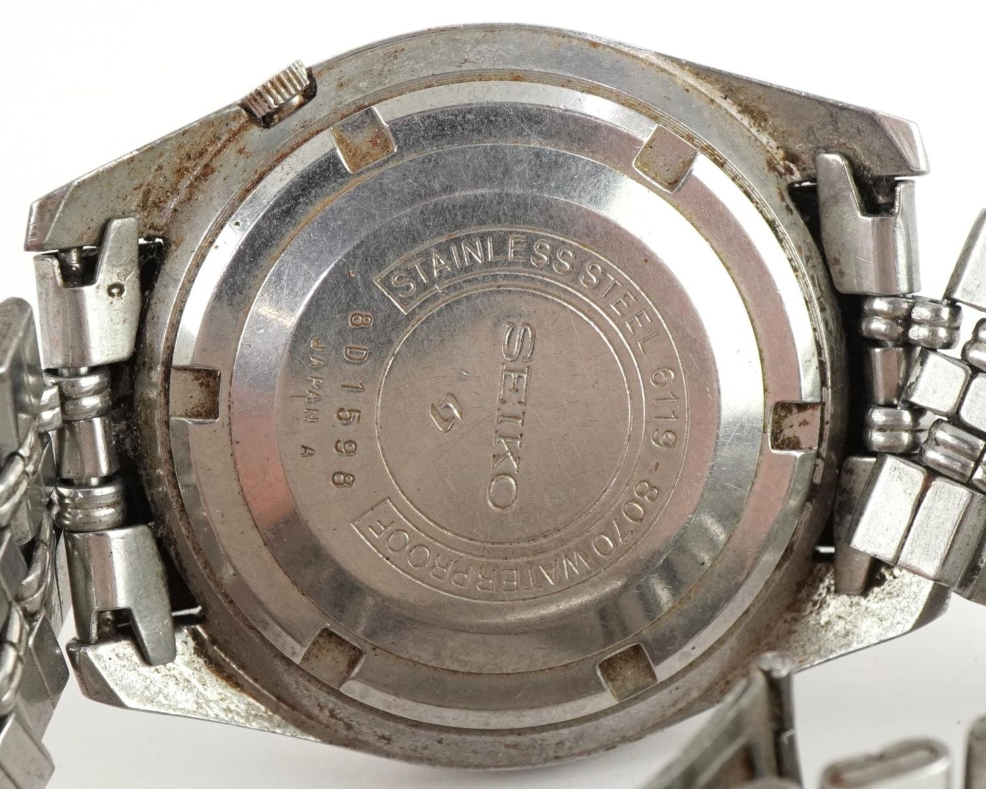 Seiko, gentlemen's Seiko 5 automatic 6119-8070 wristwatch having silvered dial with day/date - Bild 4 aus 5