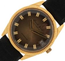 Bueche Girod, gentlemen's 18ct gold automatic wristwatch having tiger's eye dial with date aperture,