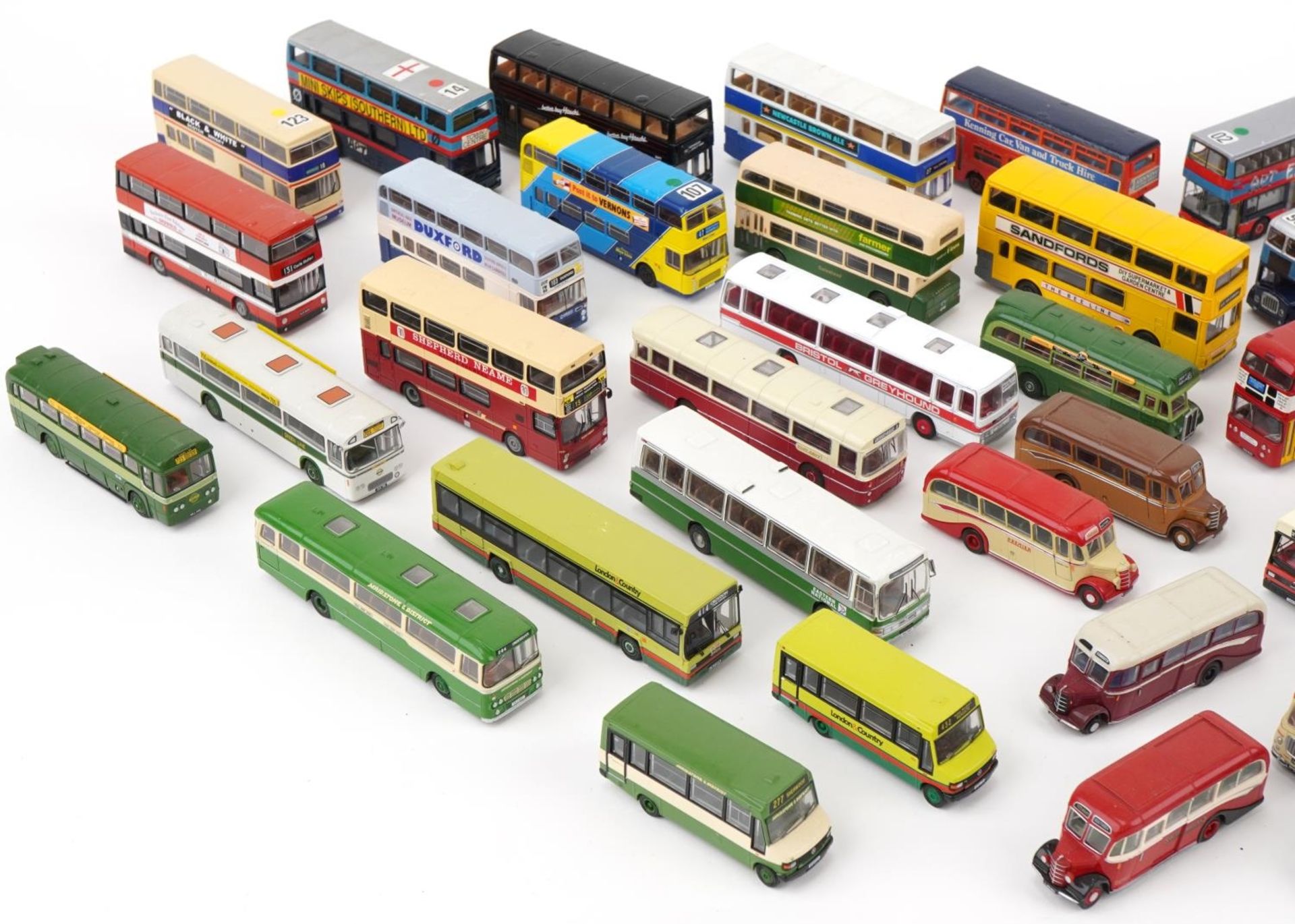 Collection of diecast model buses, predominantly Dinky, Exclusive First Editions and Corgi - Bild 2 aus 3