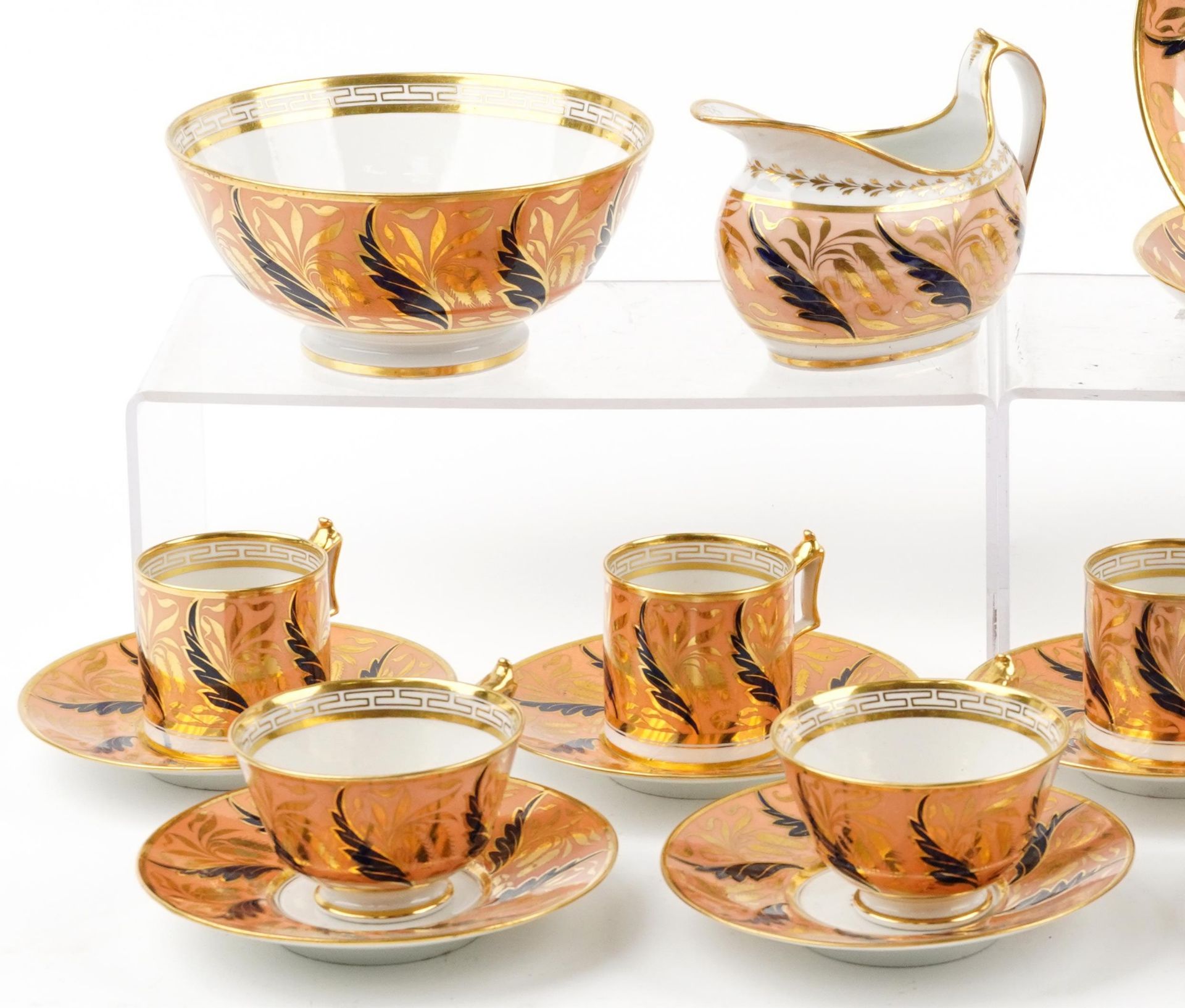 Worcester Barr Flight & Barr peach ground tableware gilded with catkins and foliage, comprising milk - Bild 2 aus 28