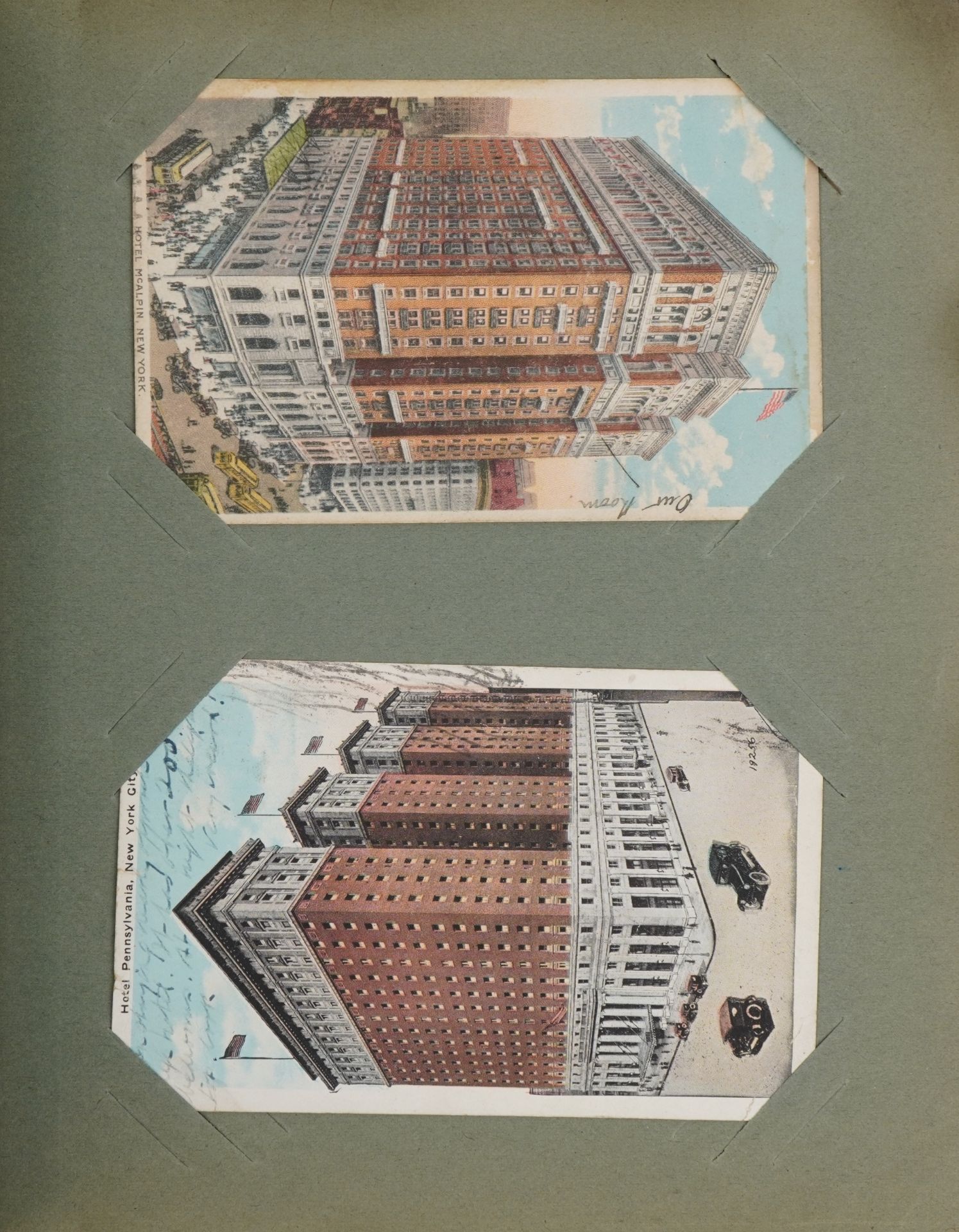 Early 20th century and later postcards arranged in an album, some real photographic, including - Bild 6 aus 9