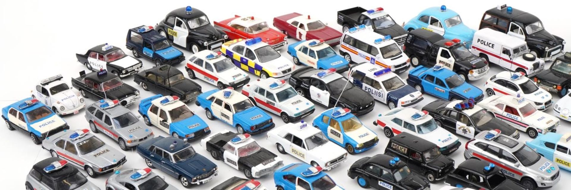 Large collection of diecast Police vehicles including Solido, Maisto, Burago, Corgi and Vanguards - Bild 2 aus 5