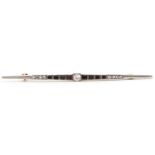 Art Deco unmarked diamond and sapphire bar brooch housed in a Goldsmiths & Silversmiths Company