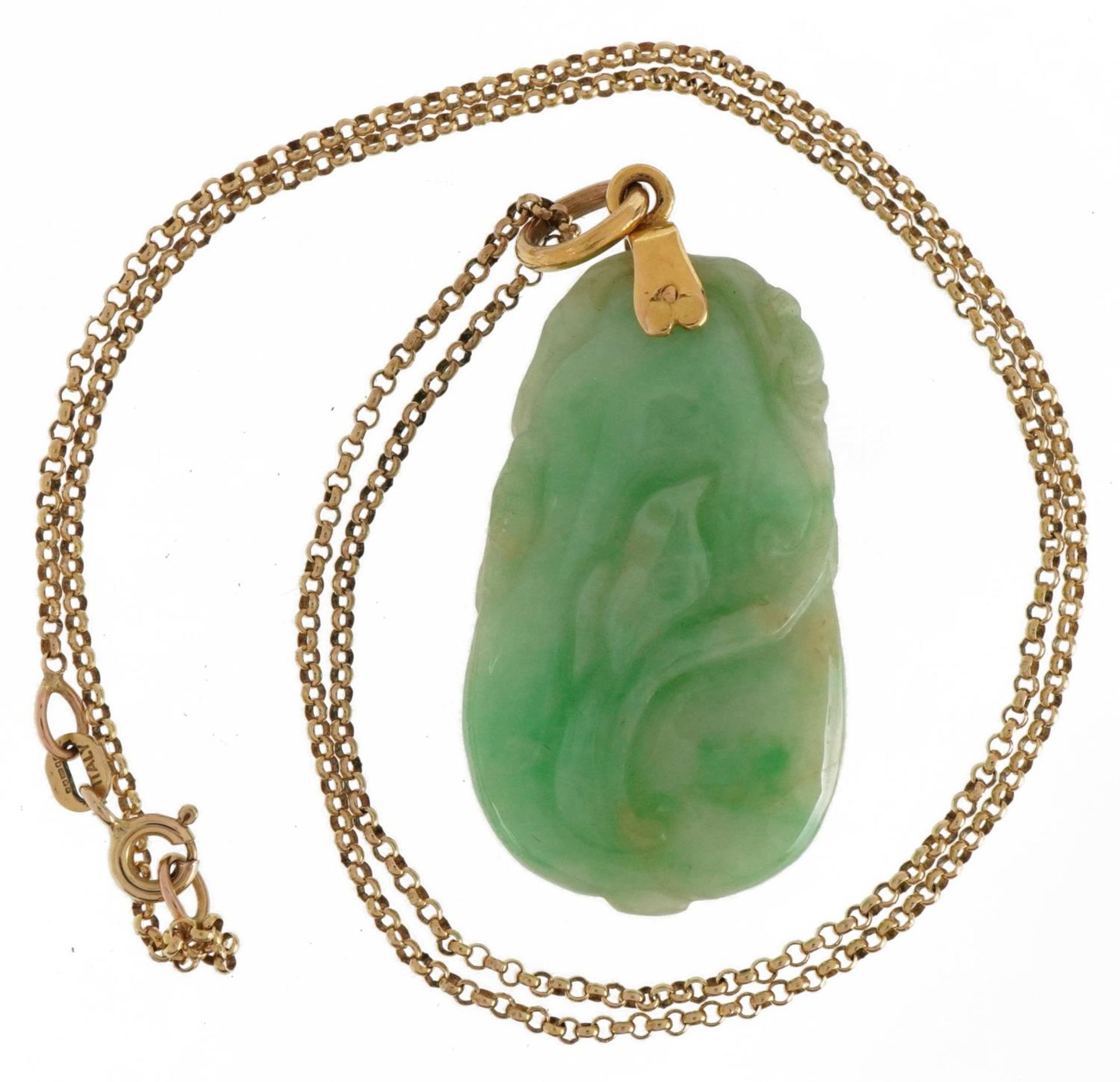 Chinese carved green jade pendant in the form of fruit with unmarked gold mount on a 9ct gold - Bild 2 aus 4