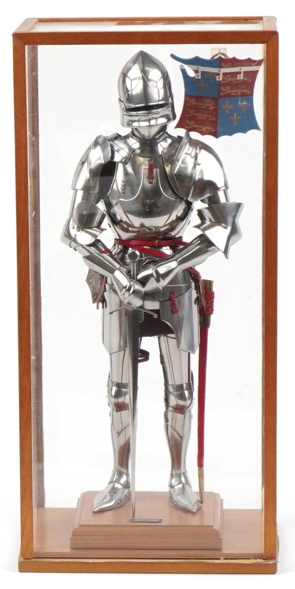 Russell & Taylor model of 1460 Milanese armour, edition number 27, housed in a display case, with - Bild 2 aus 6