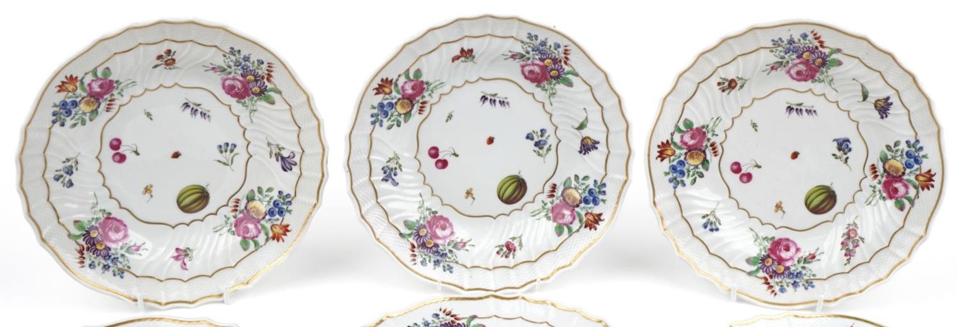 Richard Ginori, set of six Italian porcelain soup bowls decorated with flowers, retailed by Aspreys, - Bild 2 aus 5