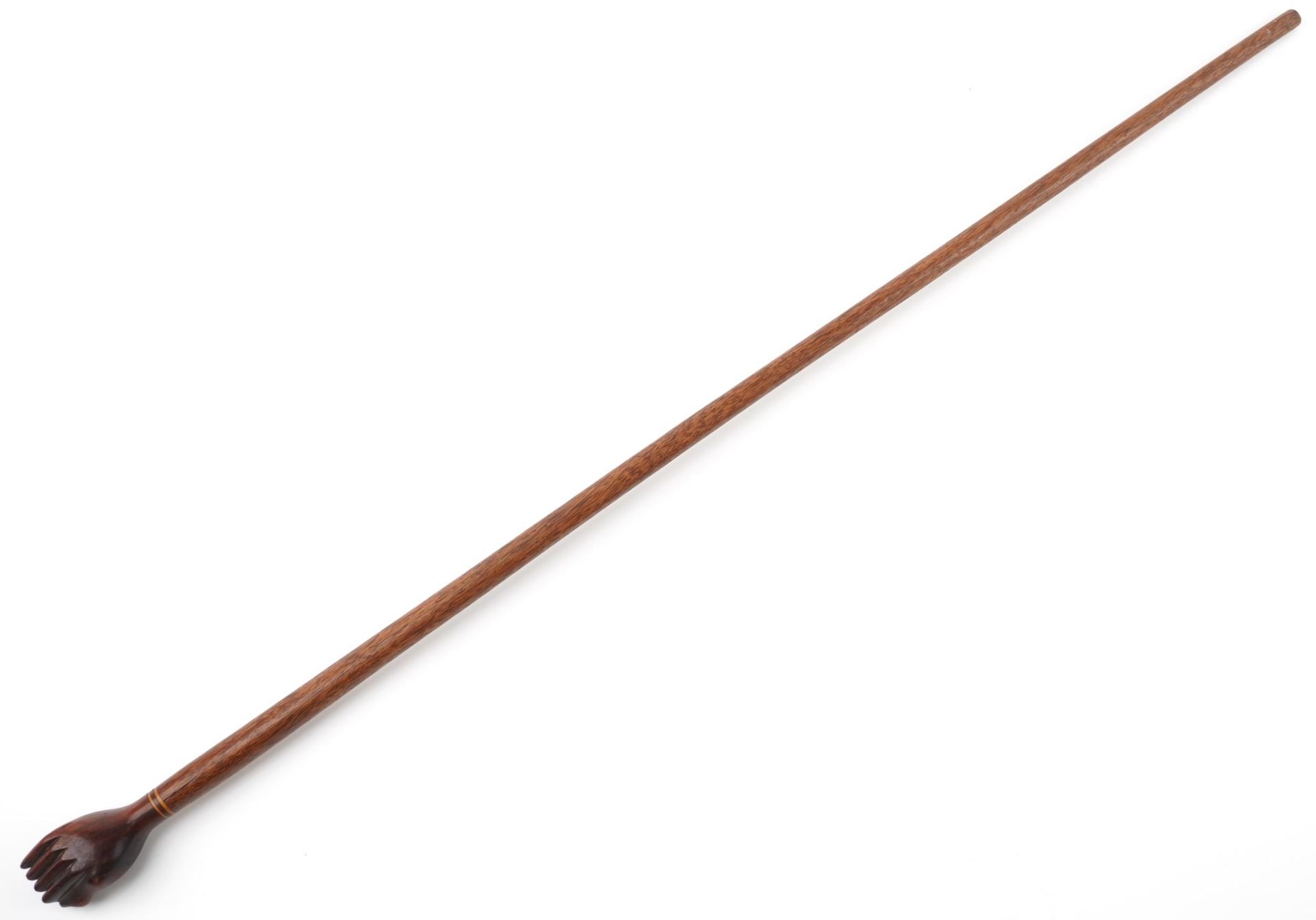 Hardwood Pitcairn Islands clenched fist walking stick, 94cm in length - Image 5 of 5