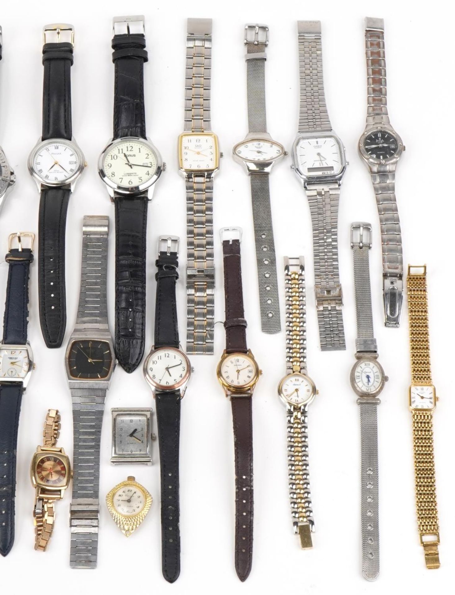Vintage and later ladies and gentlemen's wristwatches including Smart sports watch, Swatch, Casio, - Bild 3 aus 3