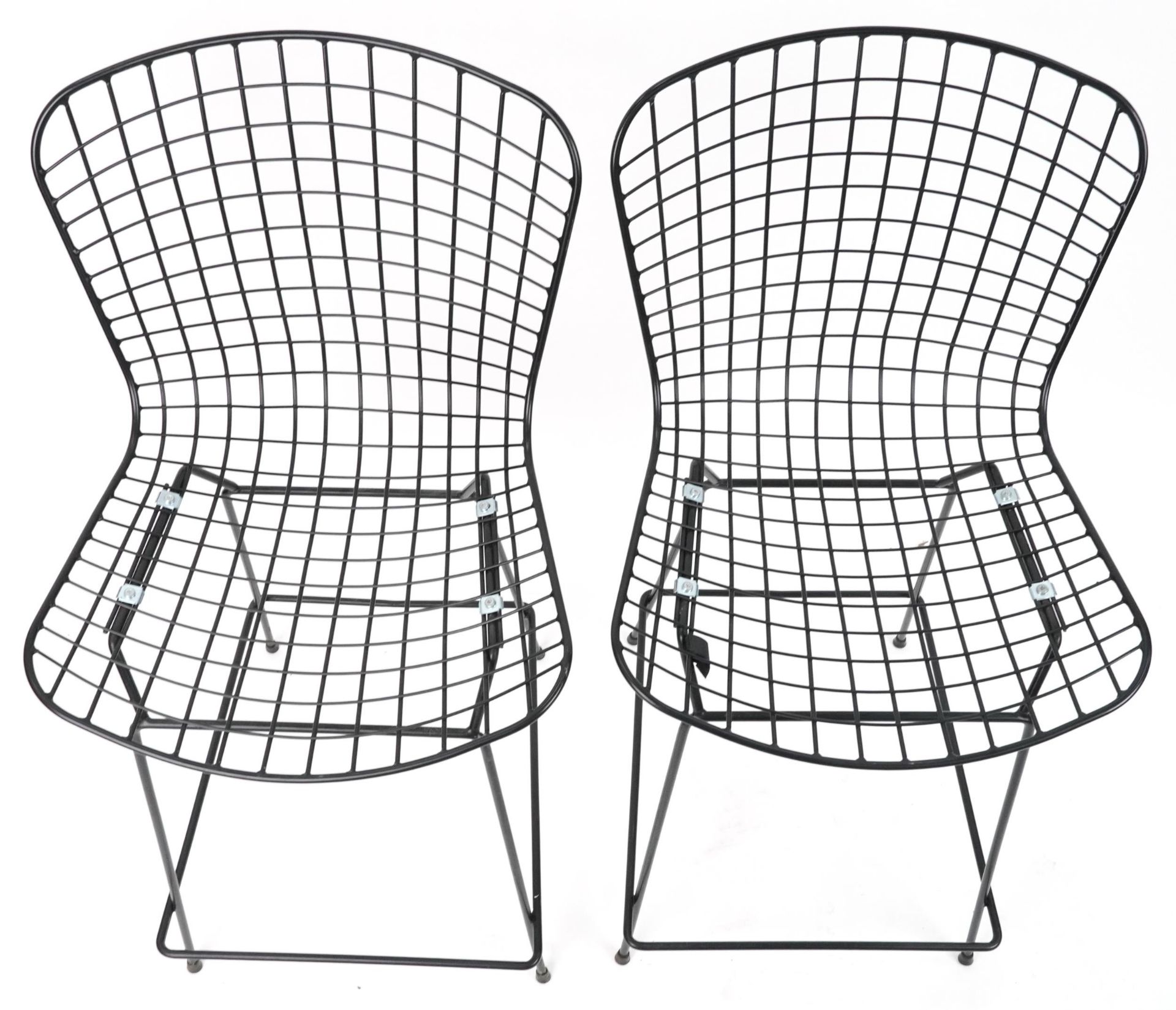 Harry Bertoia, manner of Knoll, pair of metal barstools with cushioned seats, each 99cm high - Bild 4 aus 5
