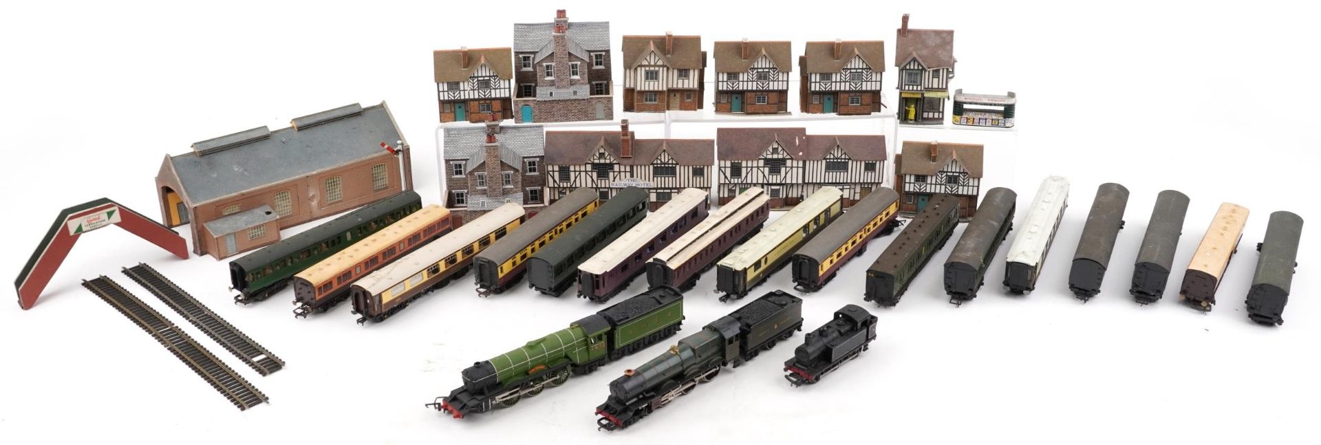 OO gauge model railway and accessories including Lima King George V locomotive with tender, Hornby