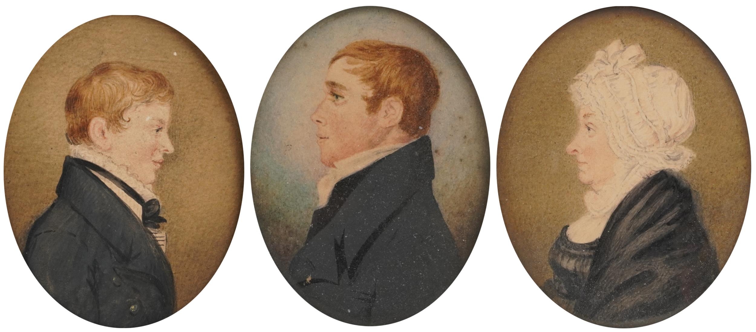 Three Georgian oval hand painted portrait miniatures housed in ebonised frames, including one of - Bild 2 aus 12