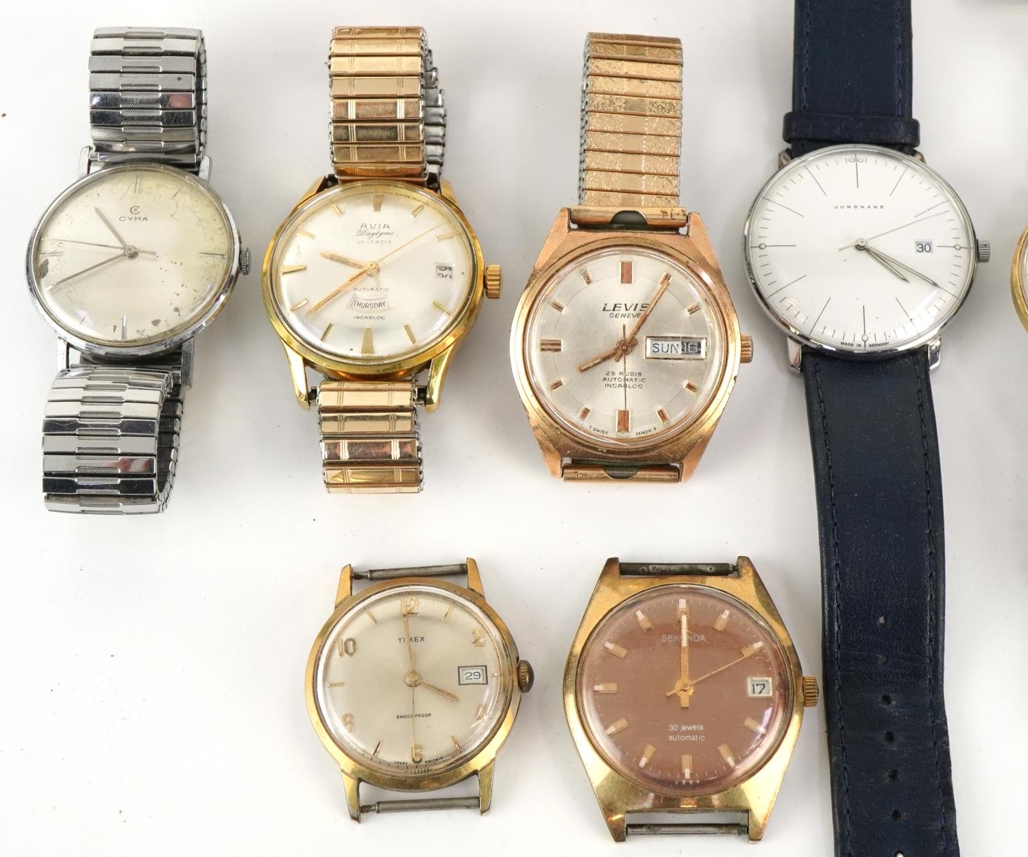 Fourteen vintage gentlemen's wristwatches including Junghans, Levis, Sekonda, Cyma, Avia, Bentima, - Image 3 of 4