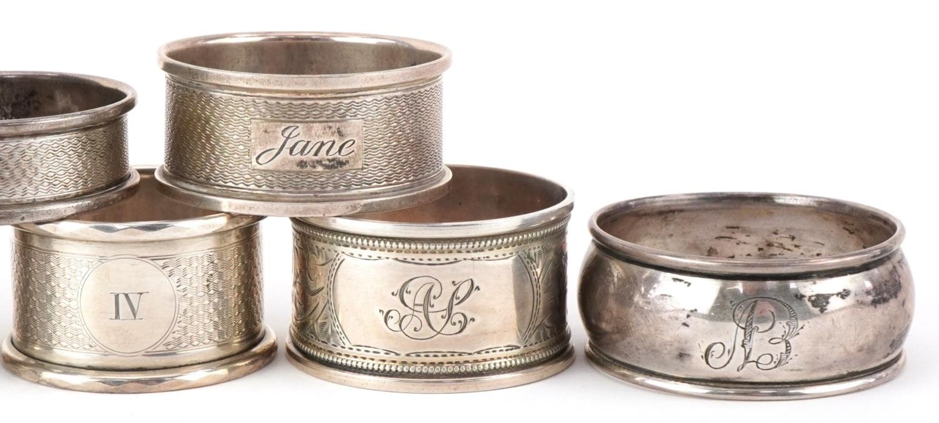 Ten Victorian and later silver napkin rings, some with engine turned decoration, the largest 5cm - Bild 3 aus 6