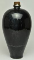 CHINESE KANGXI PERIOD MIRROR-BLACK DING WARE MEIPING VASE