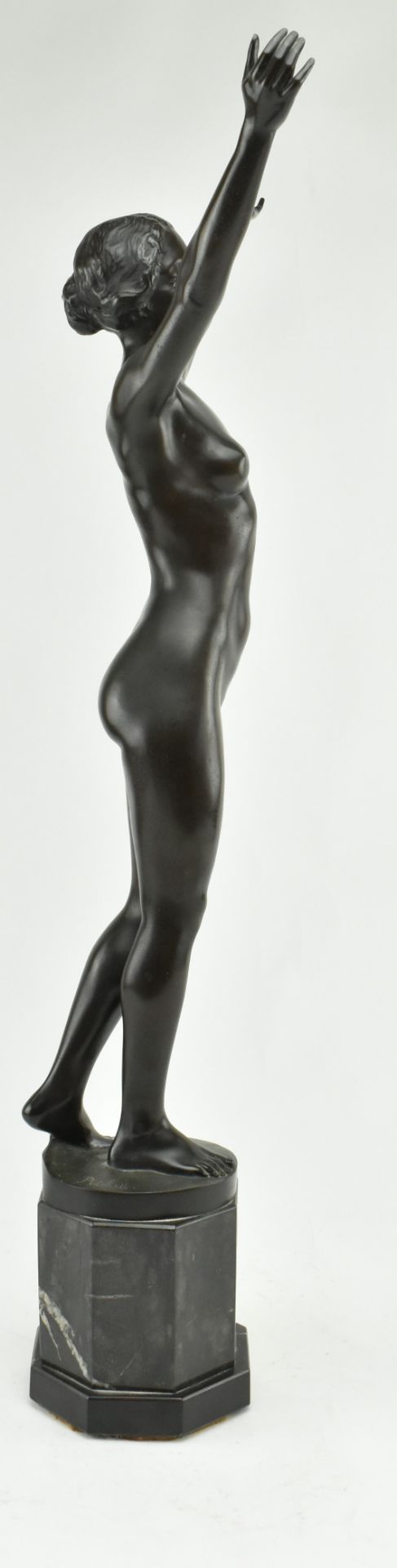 AFTER PAUL AICHELE (1859-1920) - BRONZE SCULPTURE OF LADY - Image 5 of 7