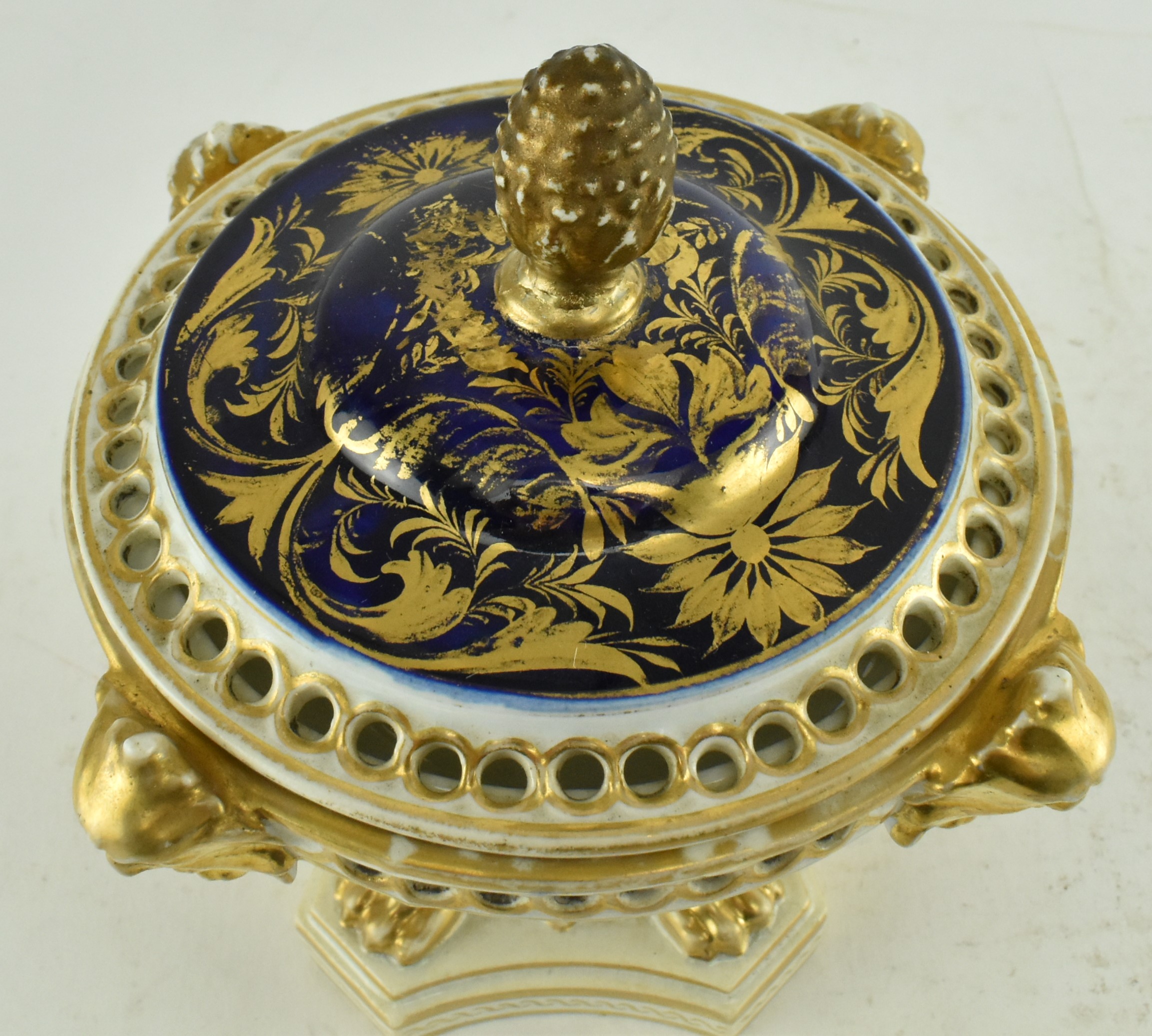 ROYAL CROWN DERBY 19TH CENTURY CERAMIC POT POURRI BOWL - Image 2 of 7