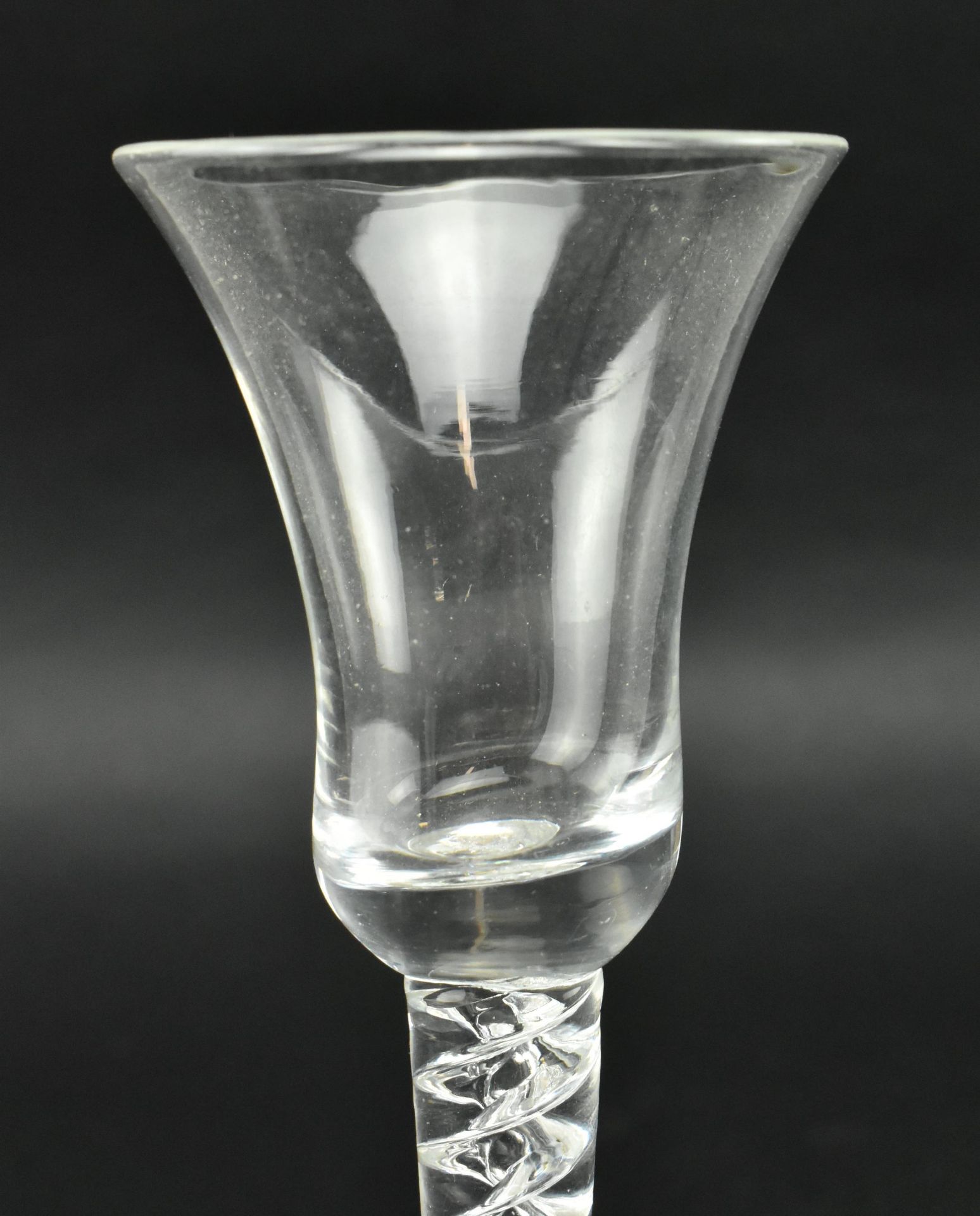 CIRCA 1760 GEORGE III MERCURY TWIST WINE GLASS - Bild 4 aus 7