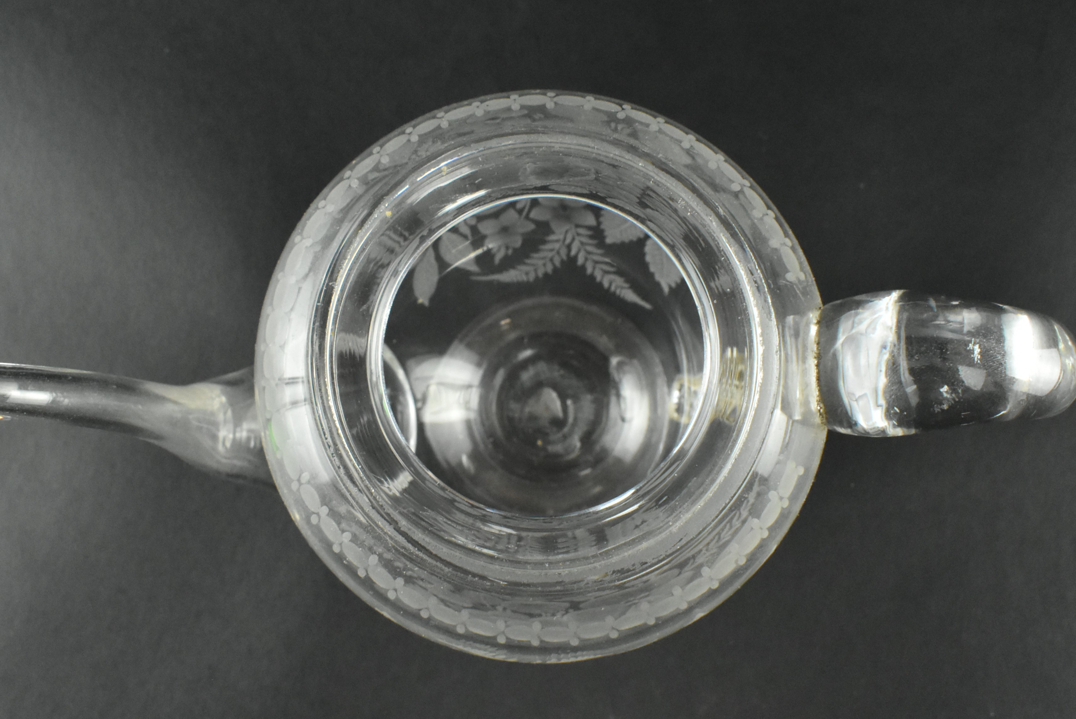VICTORIAN CIRCA 1860 ENGRAVED GLASS TEAPOT AND COVER - Image 6 of 12