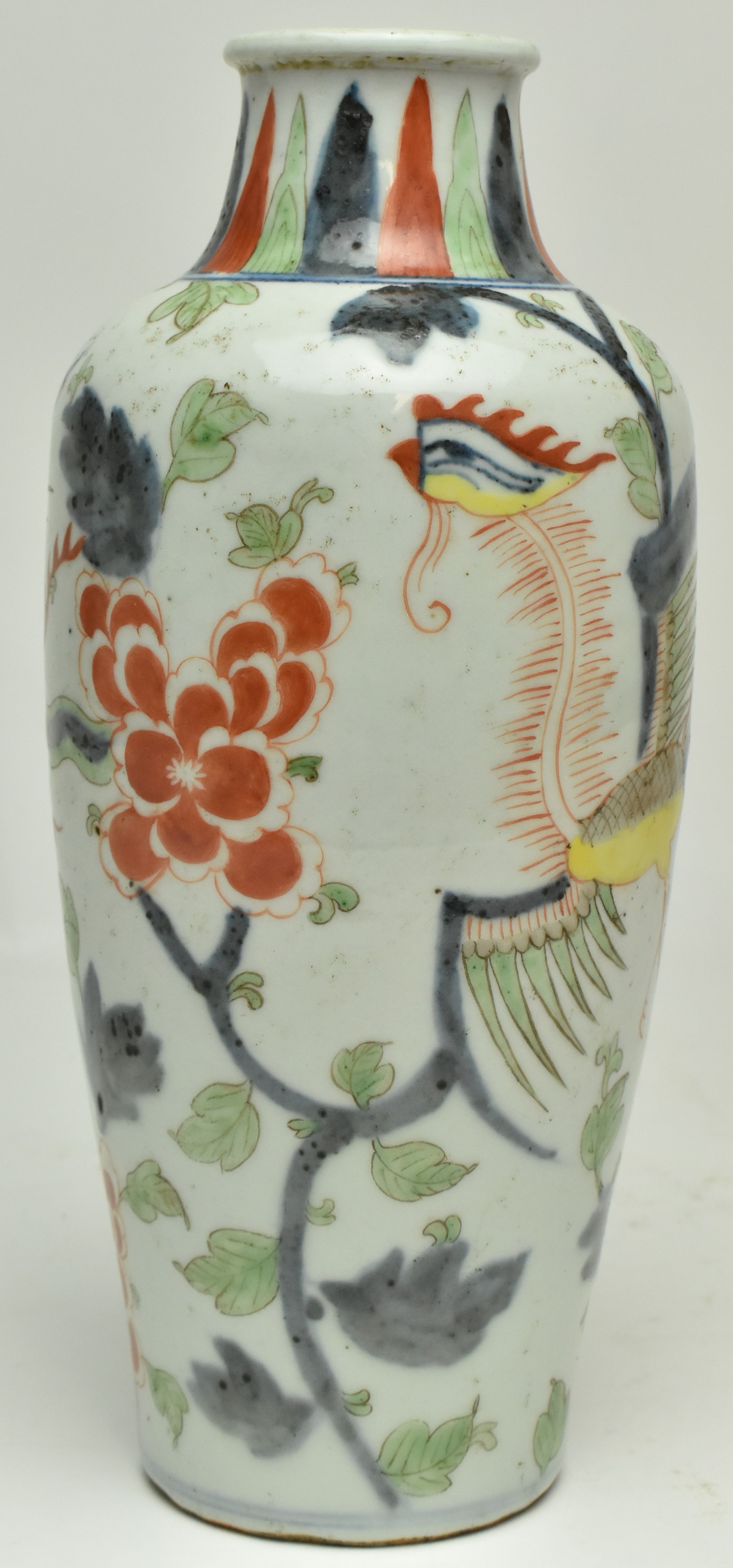 18TH CENTURY CHINESE CERAMIC WUCAI PHOENIX AND PEONY VASE - Image 6 of 7