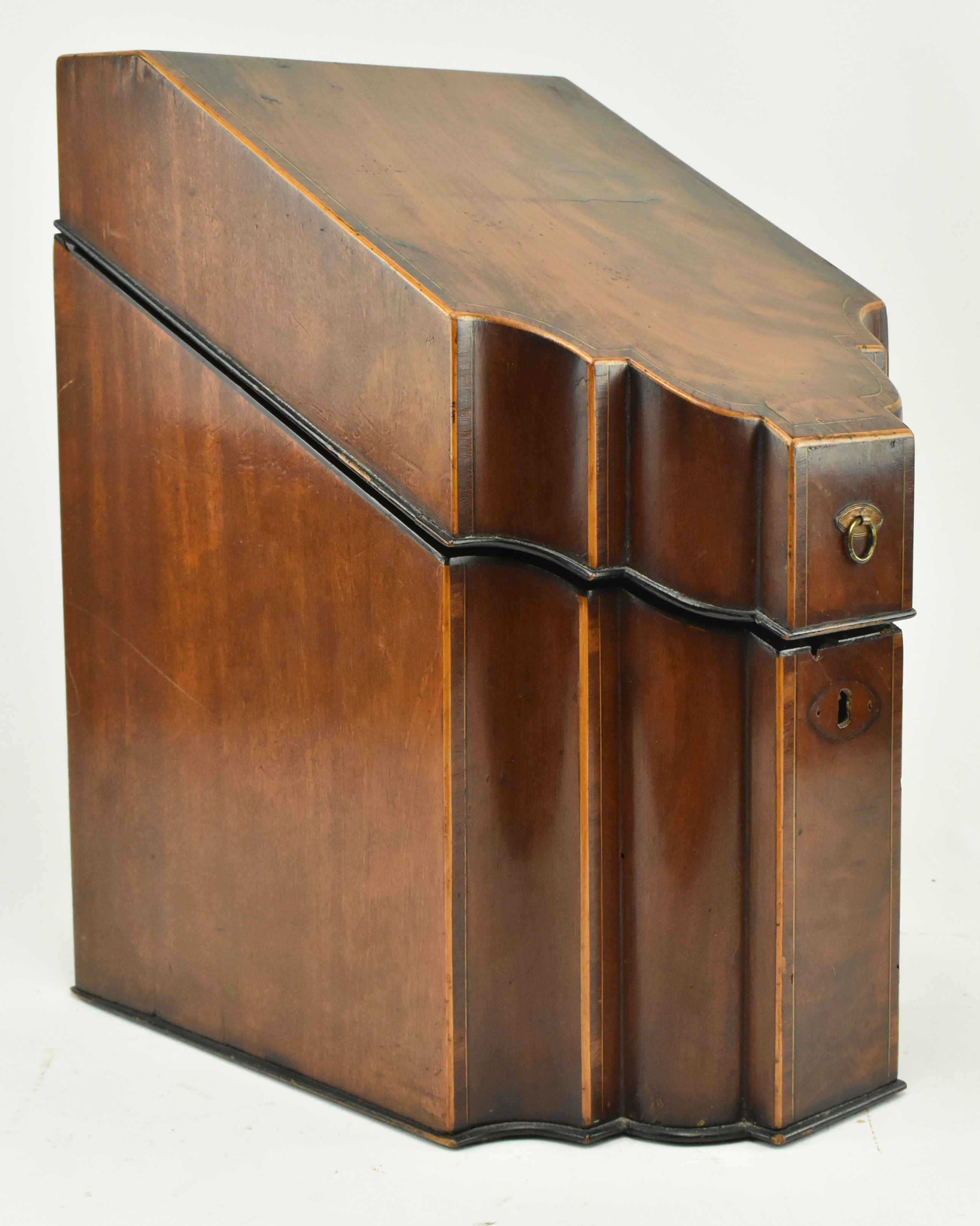 19TH CENTURY GEORGE III MAHOGANY DECANTER BOX - Image 7 of 8