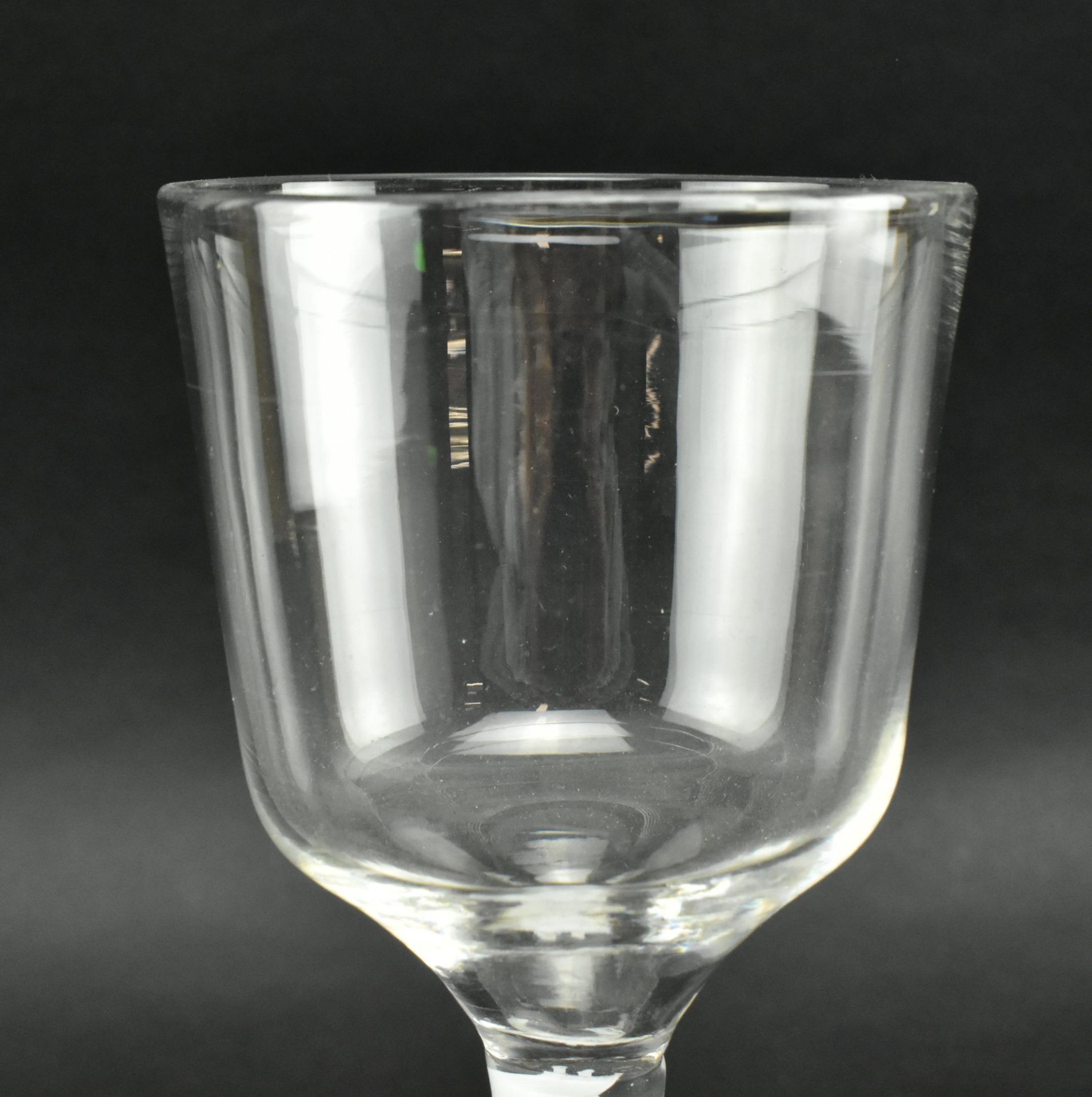 CIRCA 1765 GEORGE III OPAQUE TWIST GLASS WINE GOBLET - Image 4 of 8