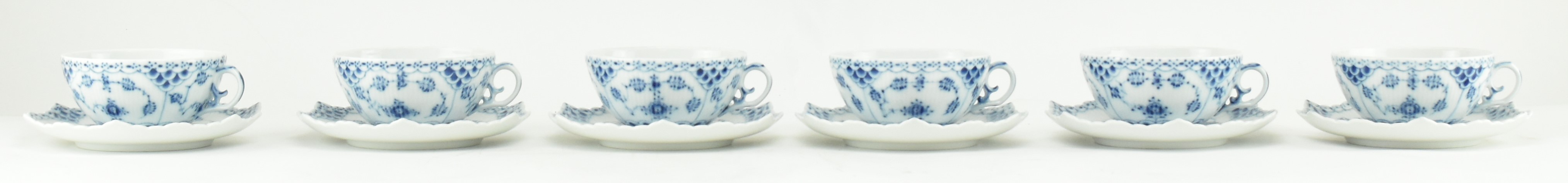 ROYAL COPENHAGEN - SET OF 6 BLUE FLUTED LACE CUPS AND SAUCERS - Image 3 of 6