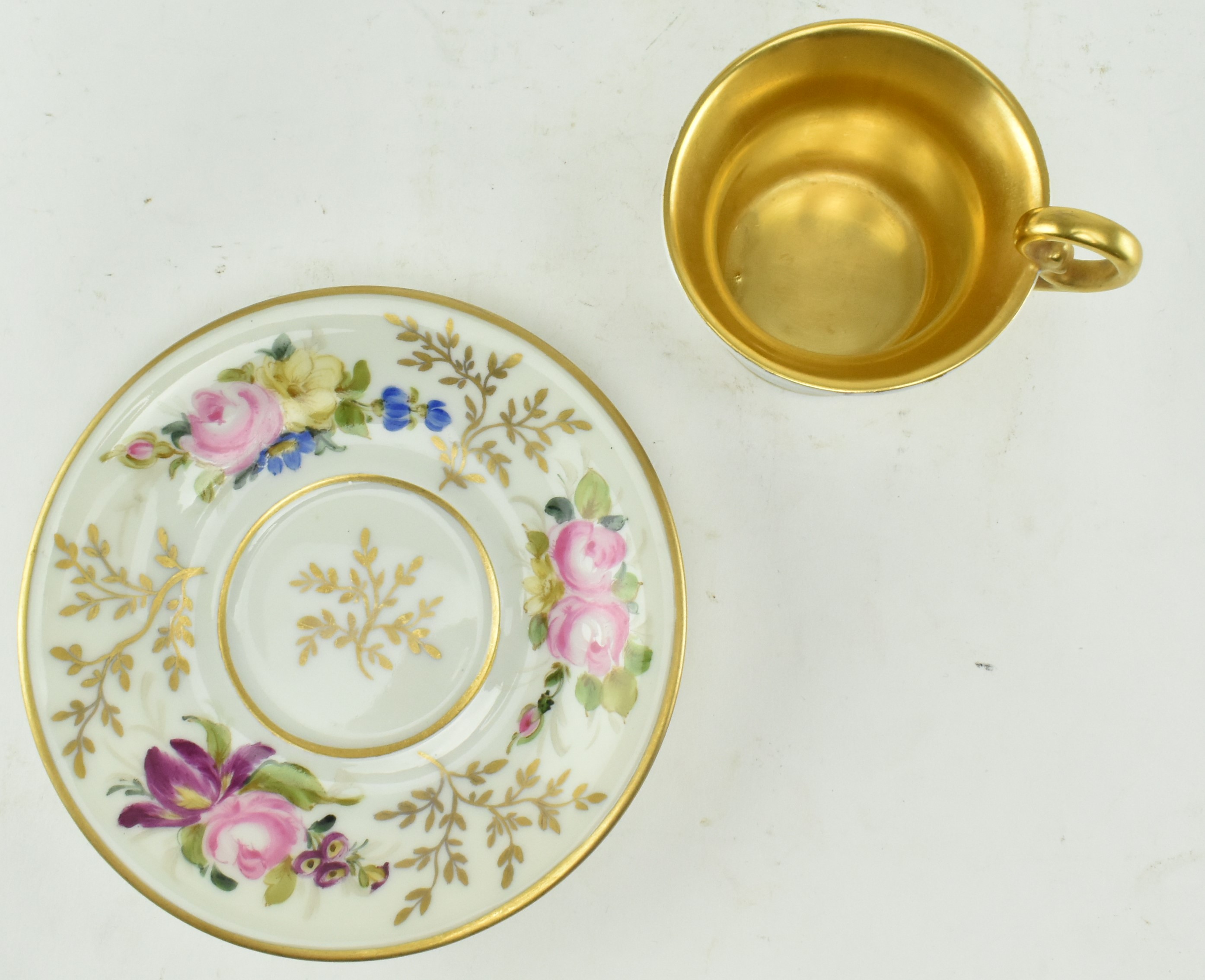 IN THE MANNER OF OF PARIS PORCELAIN - CUP AND SAUCER - Image 4 of 6