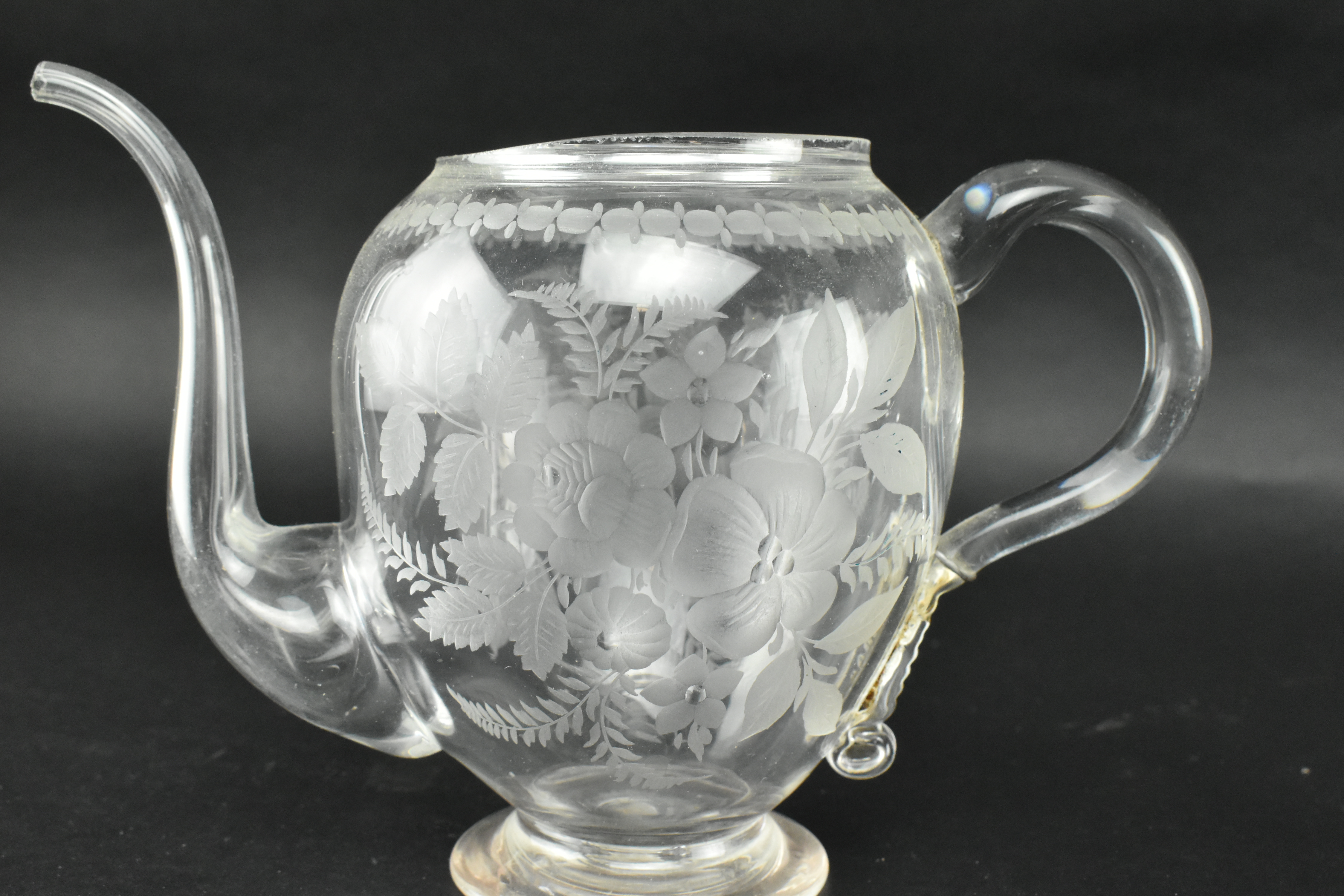 VICTORIAN CIRCA 1860 ENGRAVED GLASS TEAPOT AND COVER - Image 10 of 12