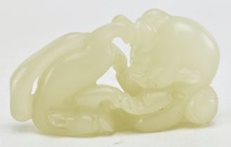 CHINESE WHITE JADE DOUBLE BADGERS PENDANT 玉雕双獾