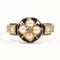 VICTORIAN 18CT GOLD PEARL ENAMEL & DIAMOND MEMENTO MORI RING