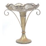 19TH CENTURY VICTORIAN BRASS CENTREPIECE TAZZA STAND