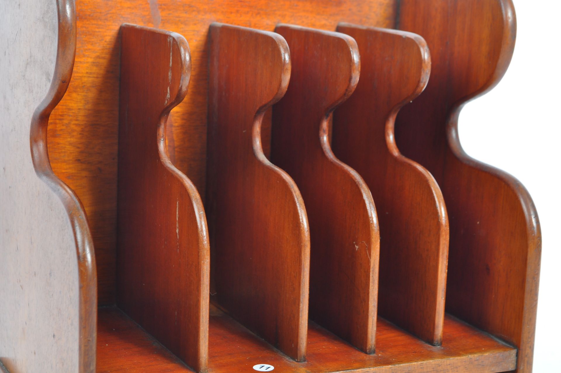 EARLY 20TH CENTURY MAHOGANY WOOD DESK LETTER RACK - Image 6 of 6