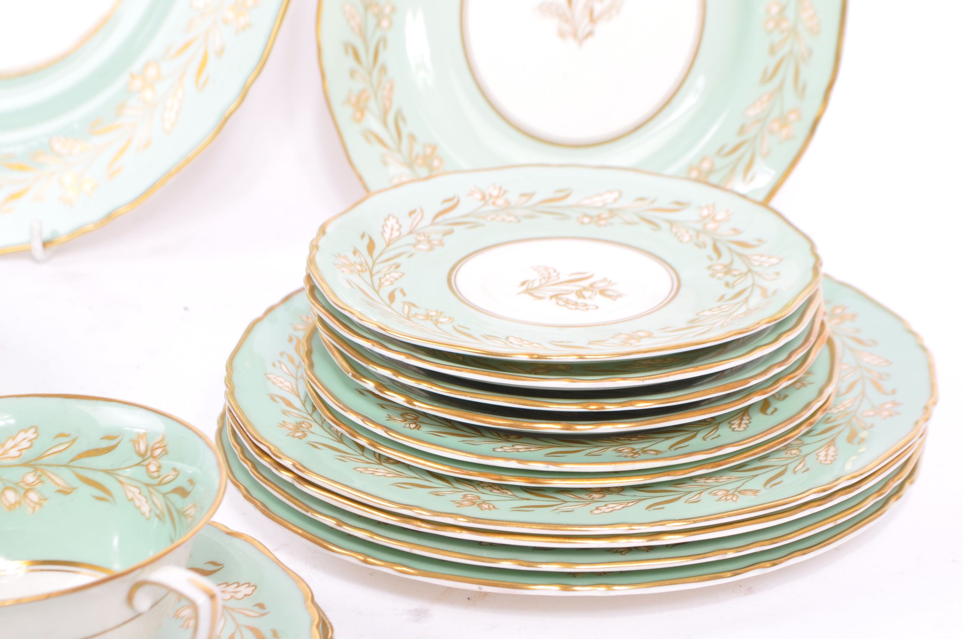 ROYAL WORCESTER 'CERES' TEA & DINNER SET - Image 5 of 8