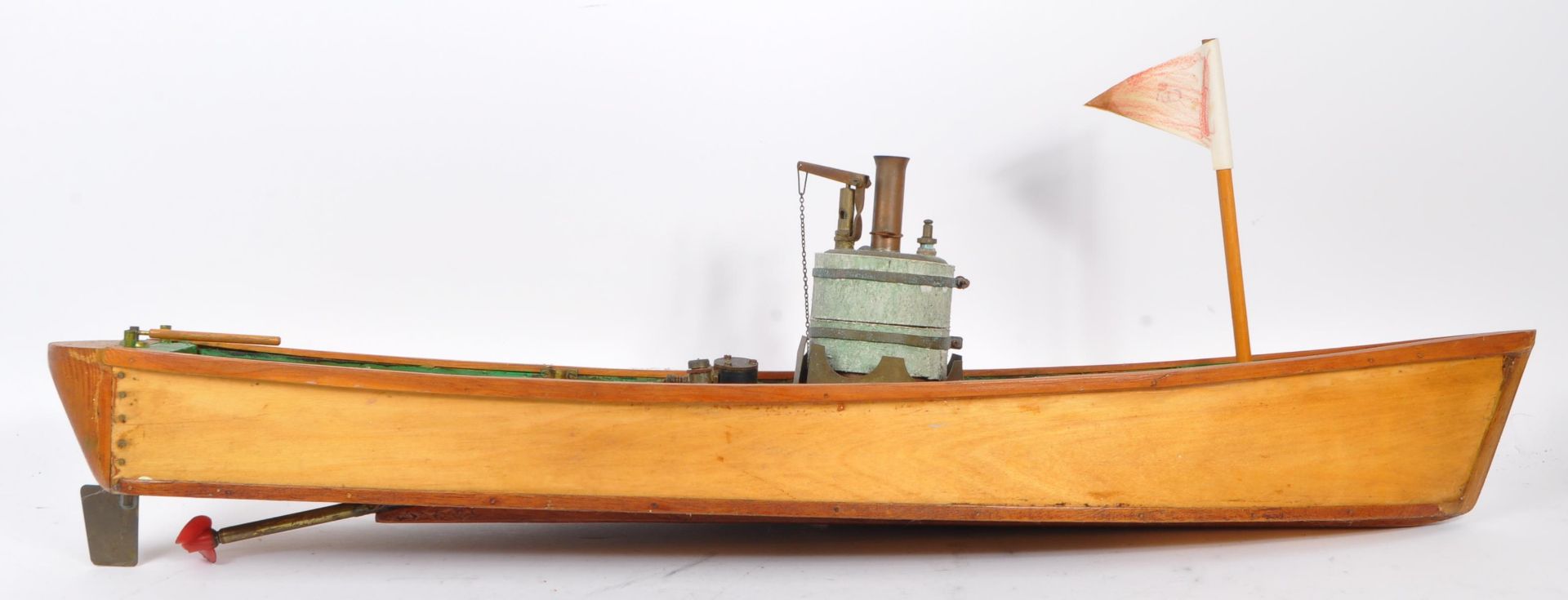 VINTAGE 20TH CENTURY SCRATCH BUILT POND YACHT / BOAT - Image 4 of 6