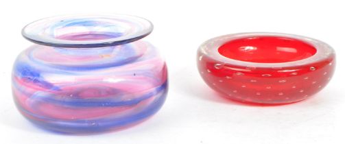 WHITEFRIARS RUBY CONTROL BUBBLE DISH & IOW GLASS BOWL