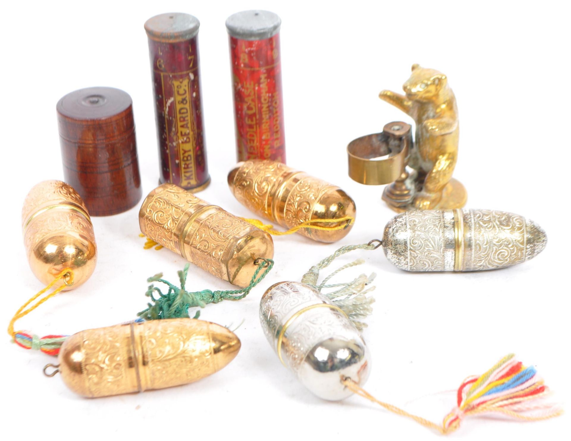 COLLECTION OF 19TH CENTURY SEWING ETUI & THIMBLE HOLDER