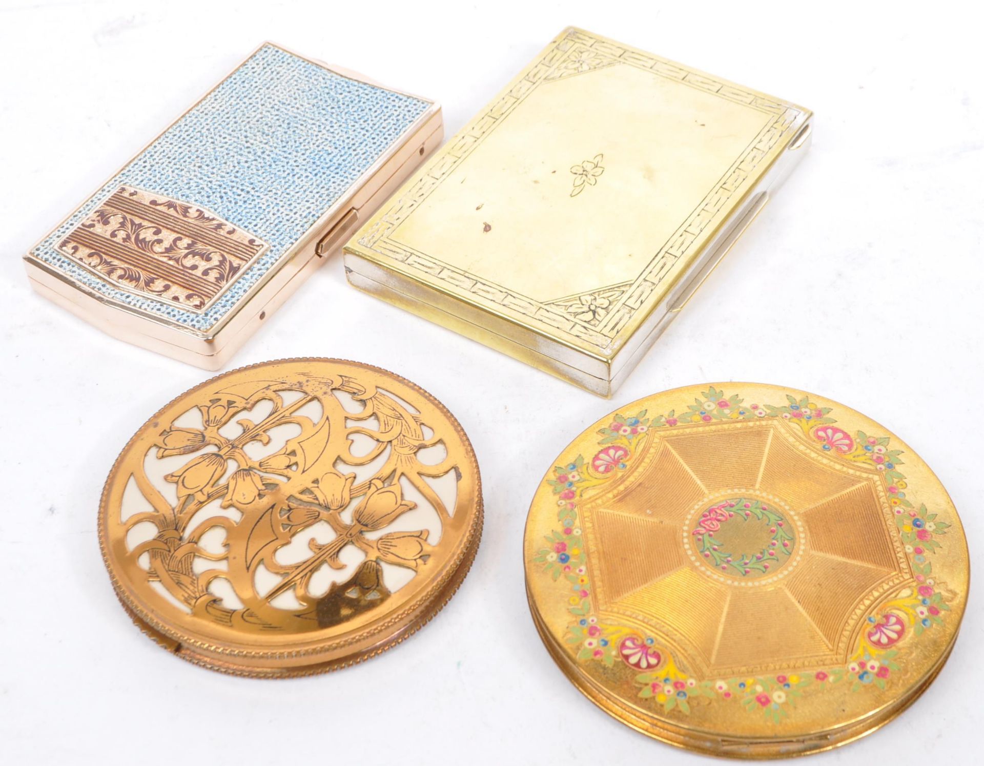 COLLECTION OF VINTAGE LADIES VANITY COMPACTS