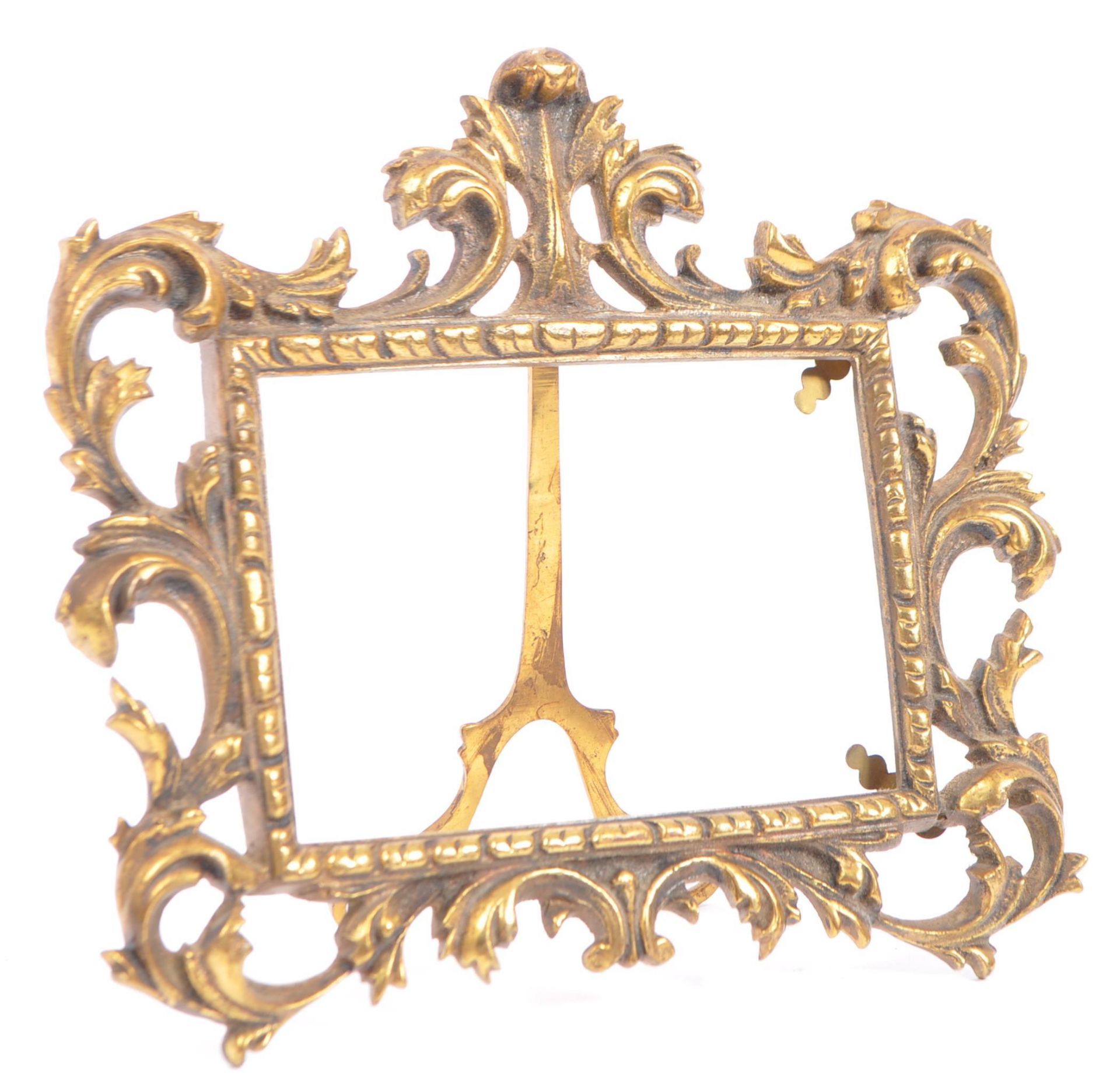 EARLY 20TH CENTURY CONTINENTAL BRASS PHOTOGRAPH FRAME