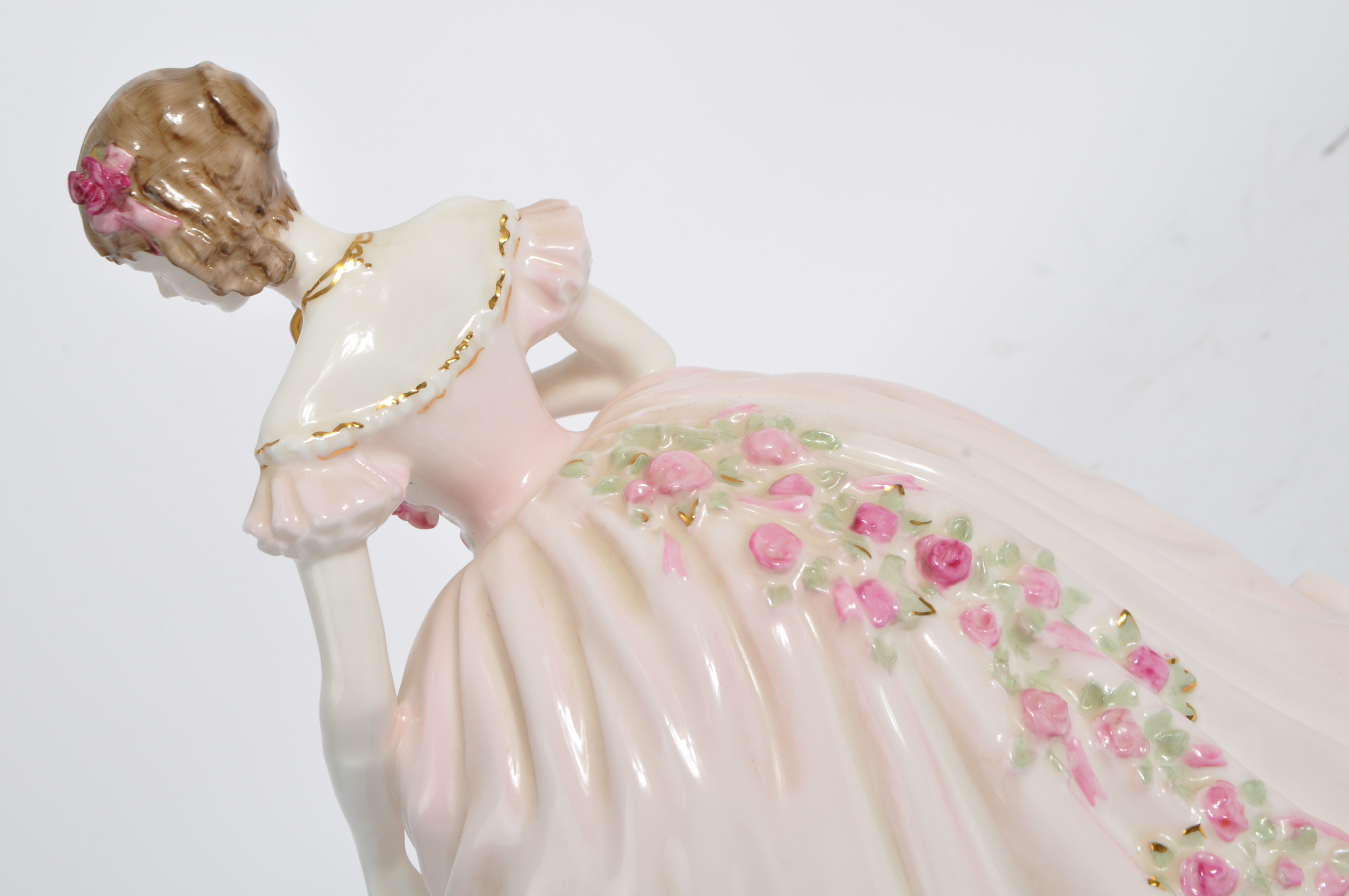 LIMITED EDITION COALPORT CHAMPAGNE WALTZ FIGURINE - Image 4 of 5