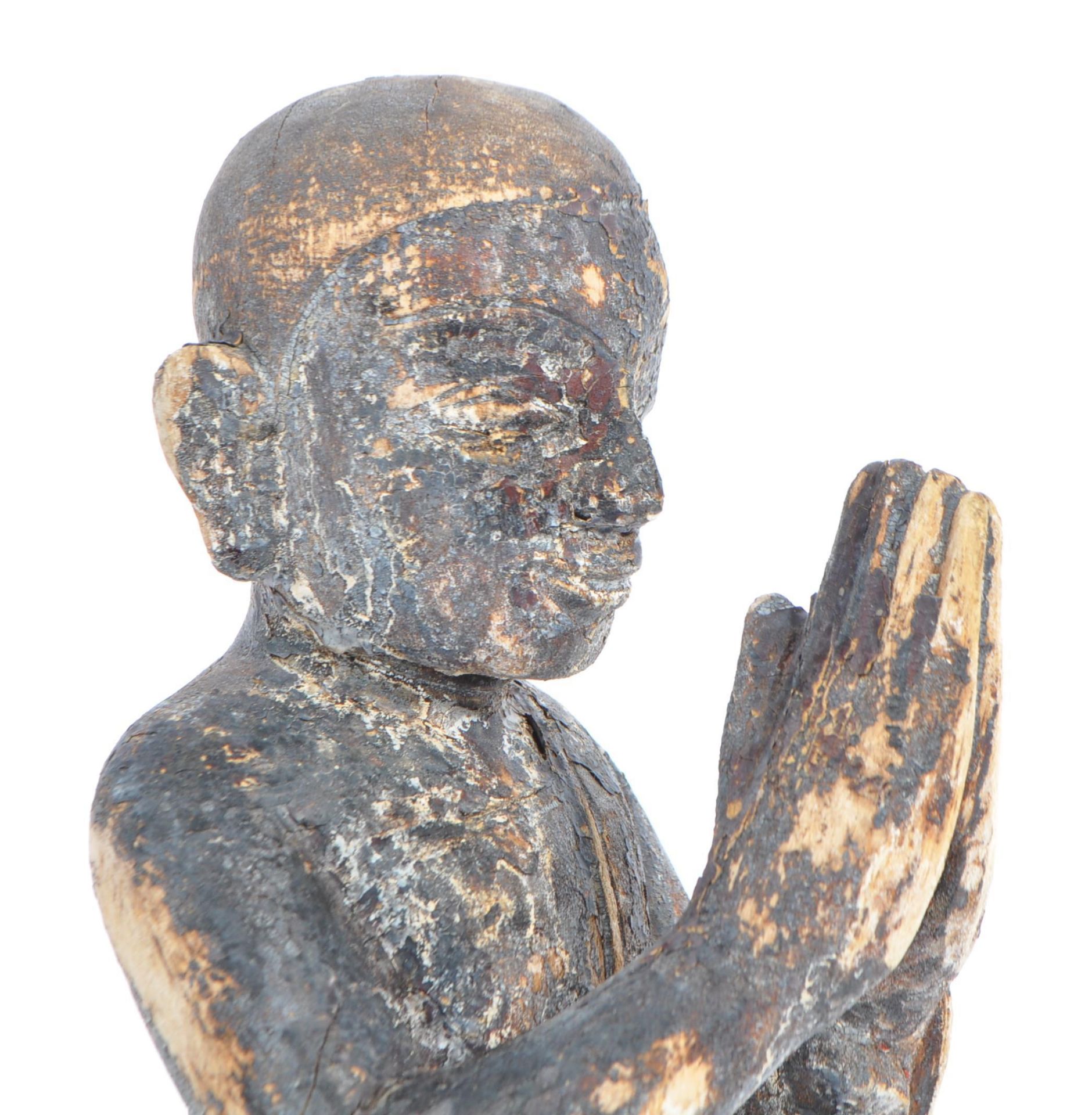 19TH CENTURY BURMESE HAND CARVED BUDDHIST MONK - Image 5 of 6