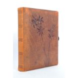 EARLY 20TH CENTURY 1920S LEATHER PHOTOGRAPH ALBUM