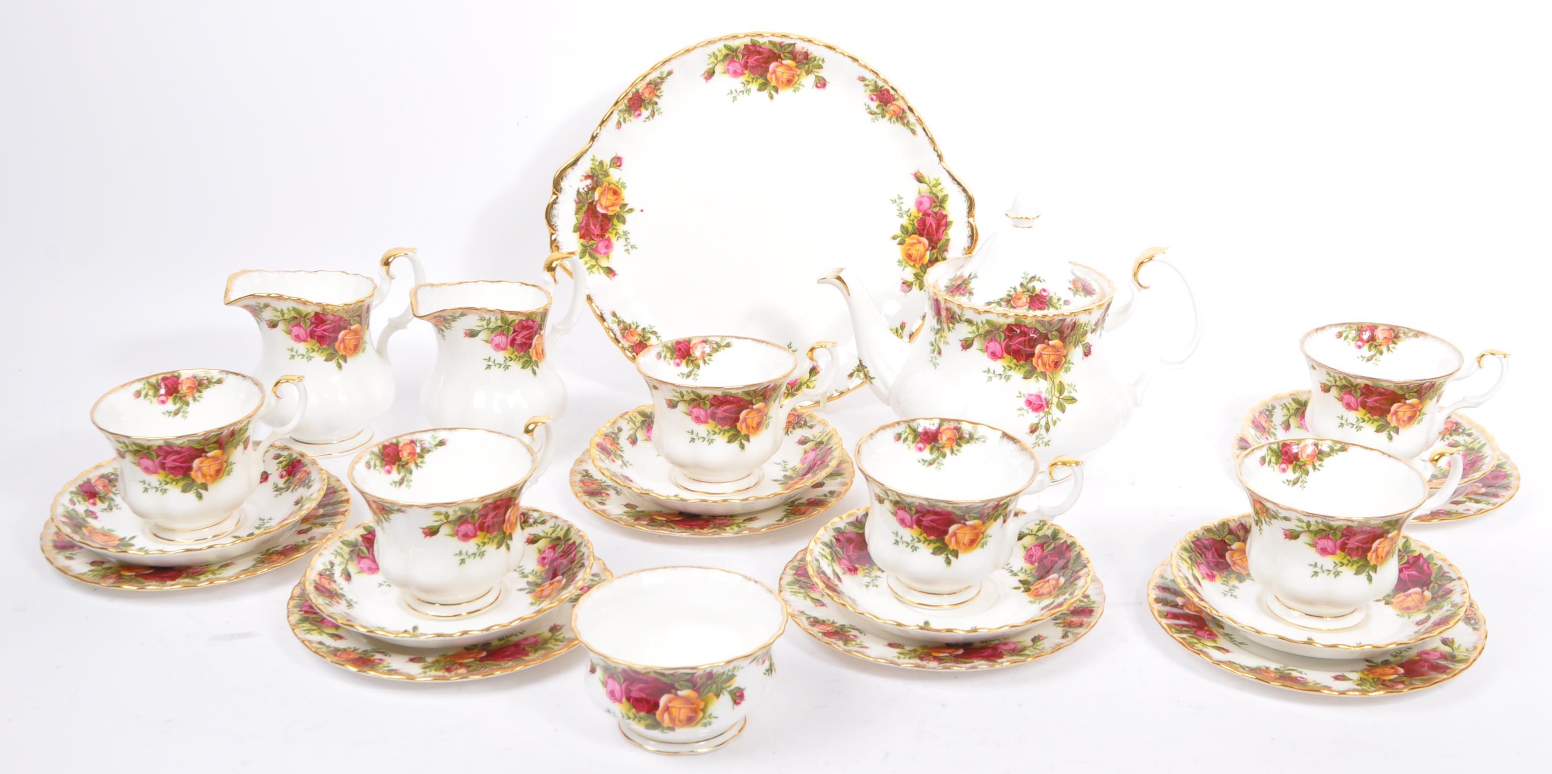 MID 20TH CENTURY OLD COUNTRY ROSES ROYAL ALBERT TEA SET