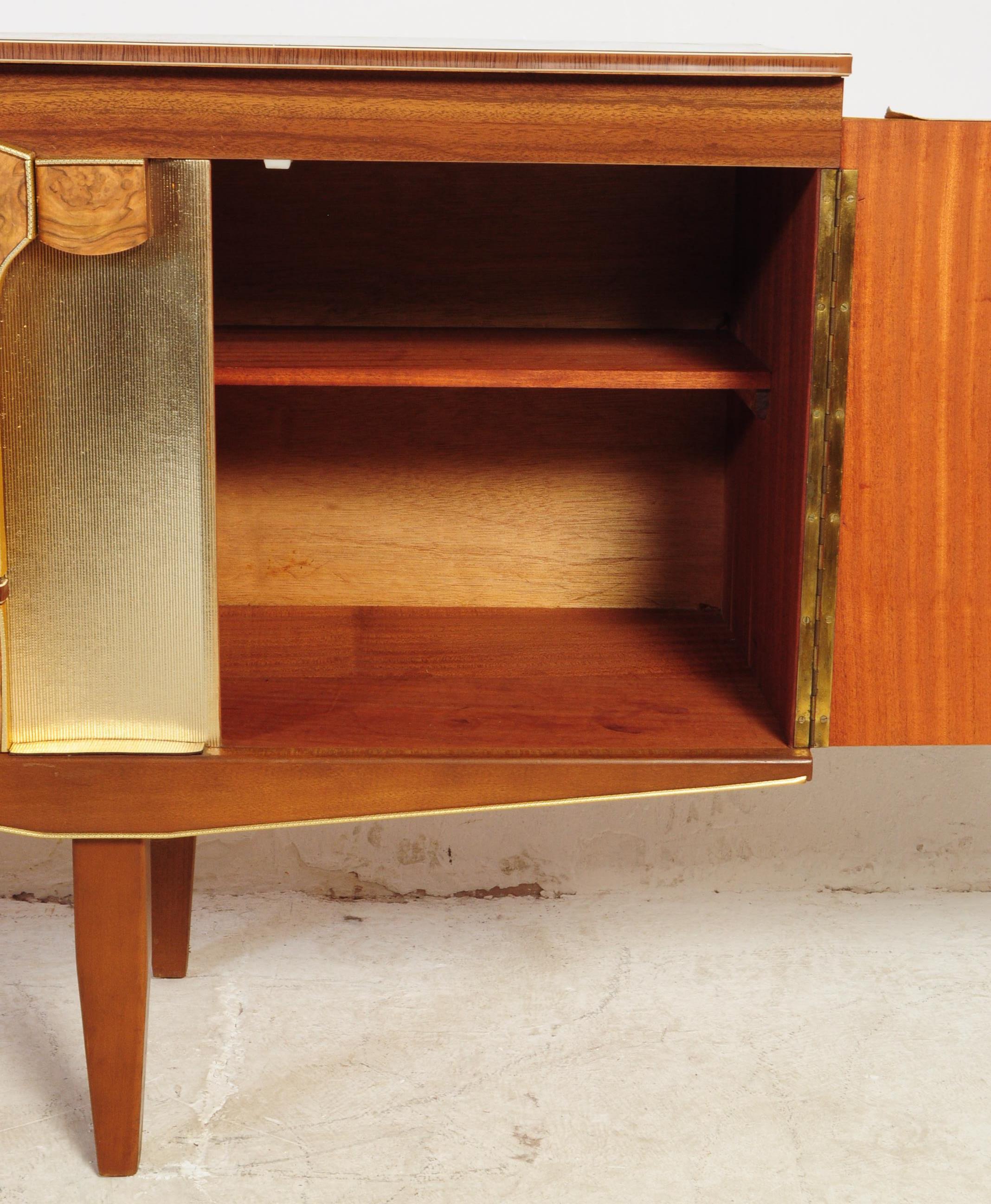 MID 20TH CENTURY BEAUTILITY WALNUT FORMICA SIDEBOARD - Image 7 of 8