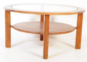 MID 20TH CENTURY CIRCULAR GLASS AND TEAK COFFEE TABLE