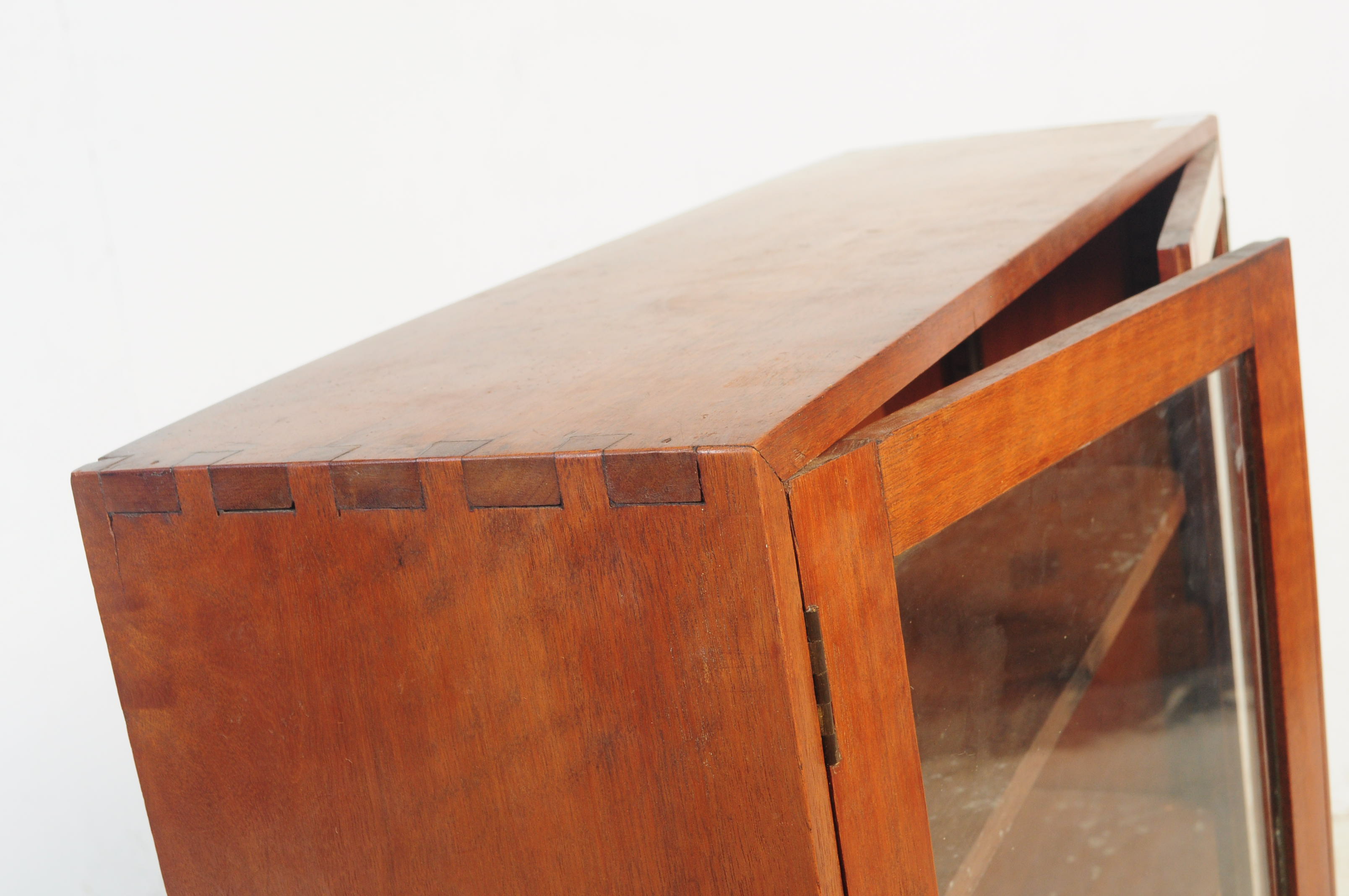 BRITISH MODERN DESIGN - MID 20TH CENTURY TEAK CABINET - Image 4 of 6