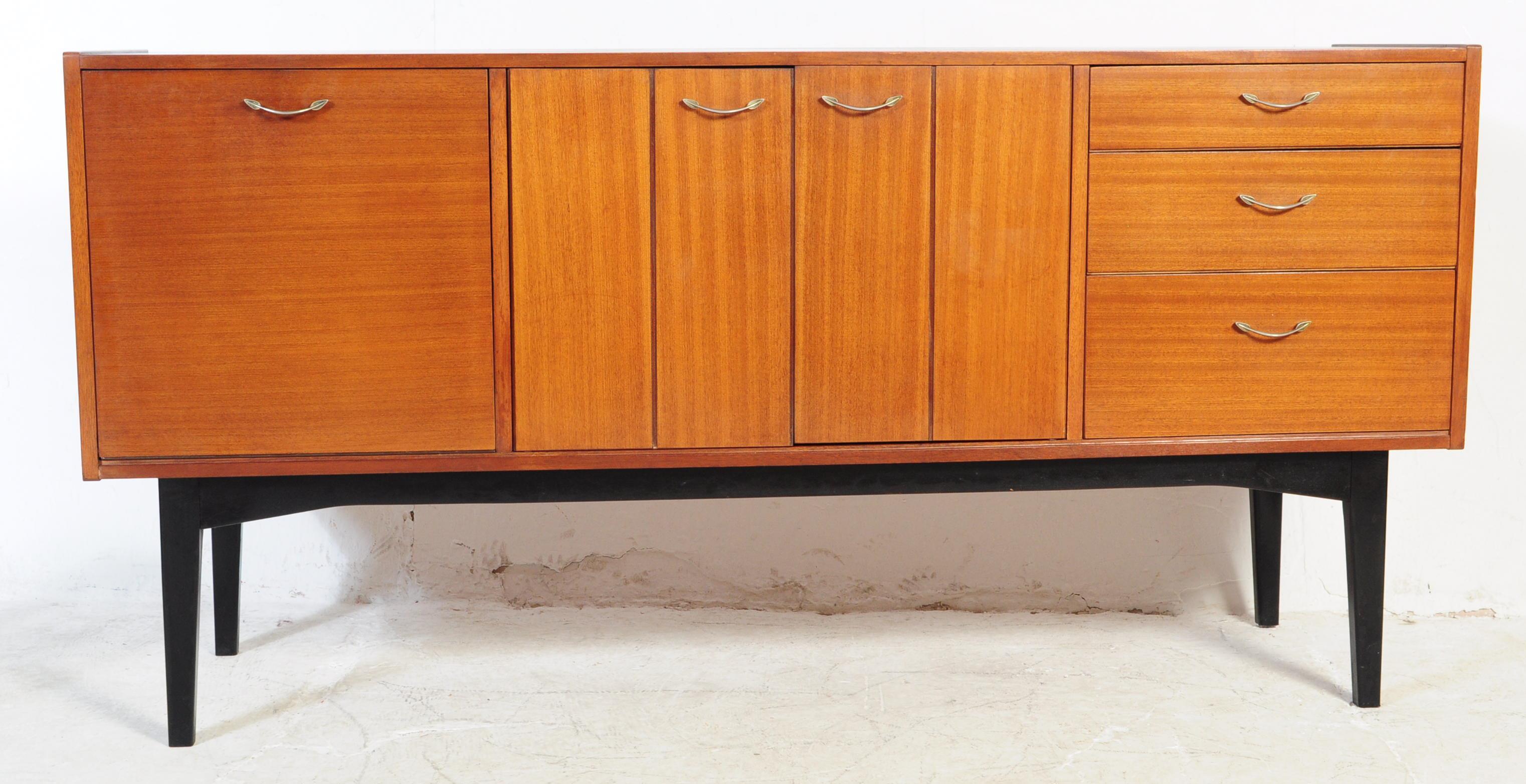 RETRO MID 20TH CENTURY TEAK VENEERED NATHAN SIDEBOARD