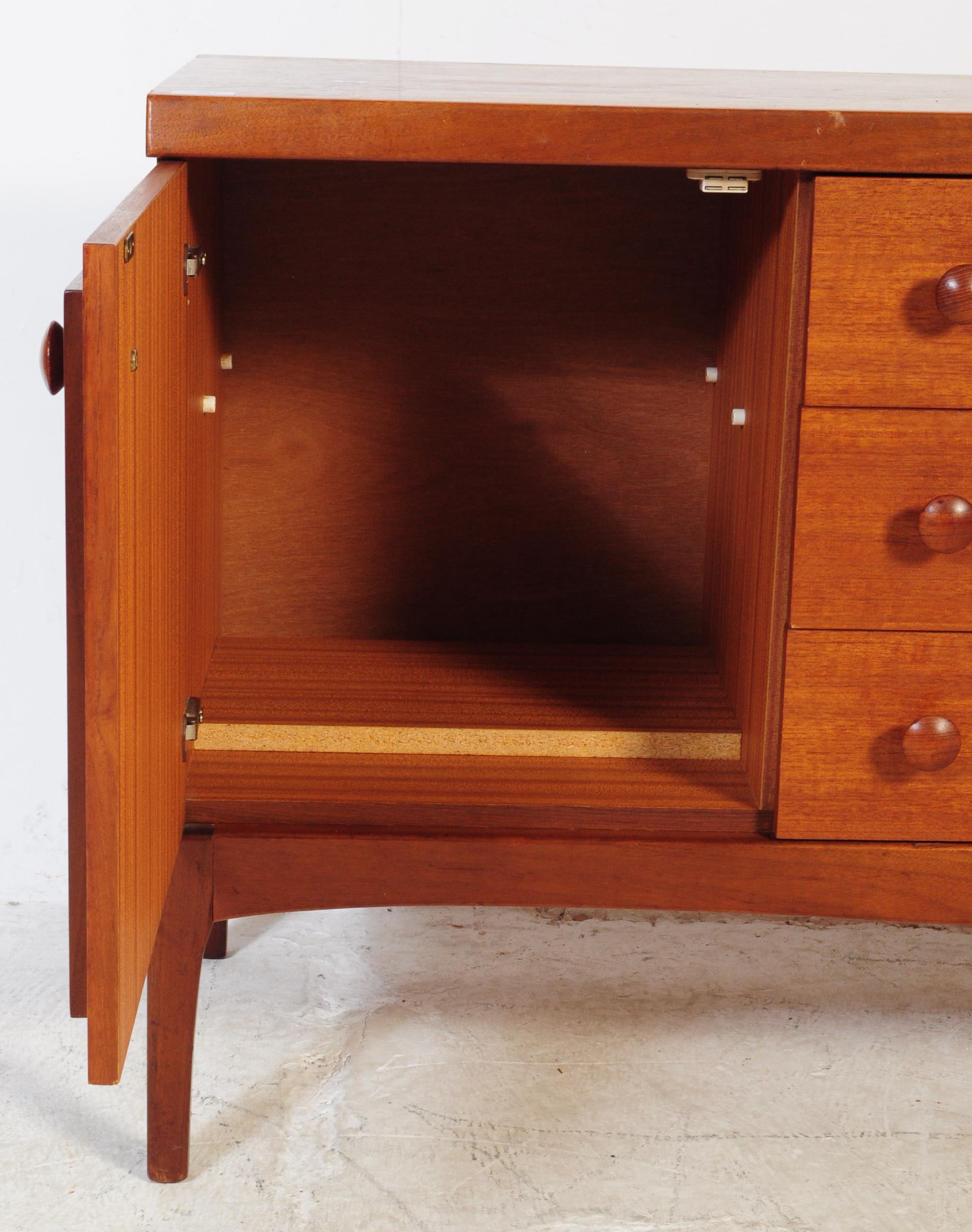 VINTAGE MID 20TH CENTURY TEAK STONEHILL SIDEBOARD - Image 3 of 7