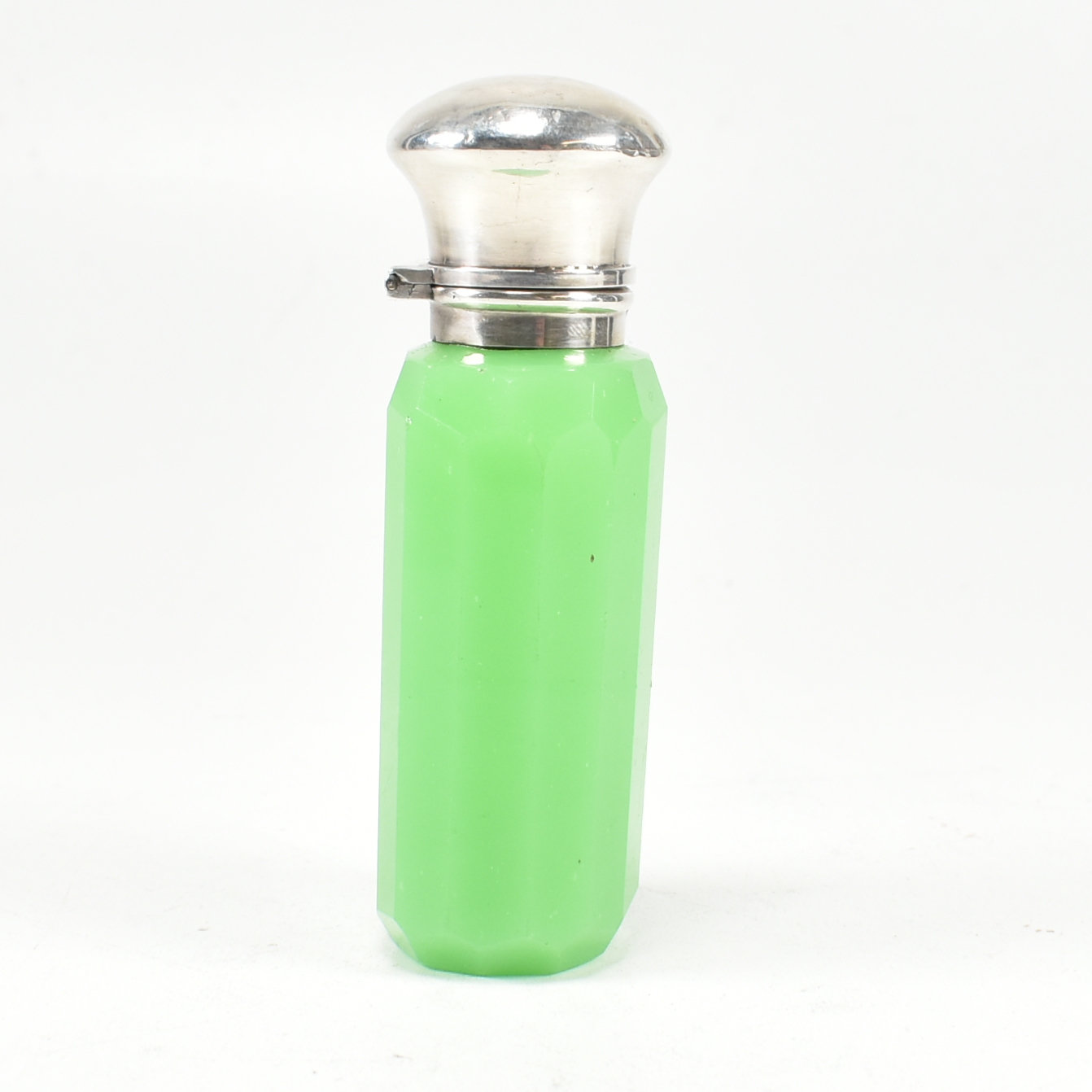 EARLY 20TH CENTURY WHITE METAL & URANIUM GLASS SCENT BOTTLE - Image 2 of 9