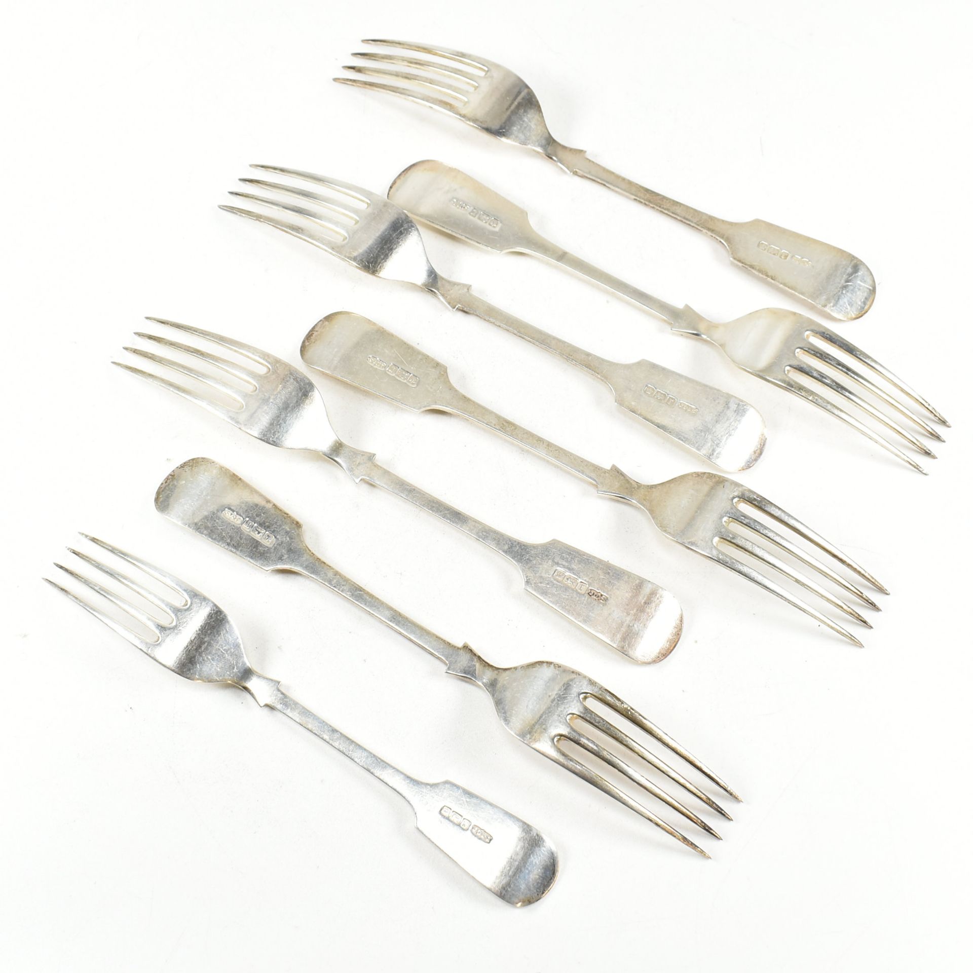 SET OF 7 EARLY 20TH CENTURY HALLMARKED SILVER FORKS - Image 3 of 4